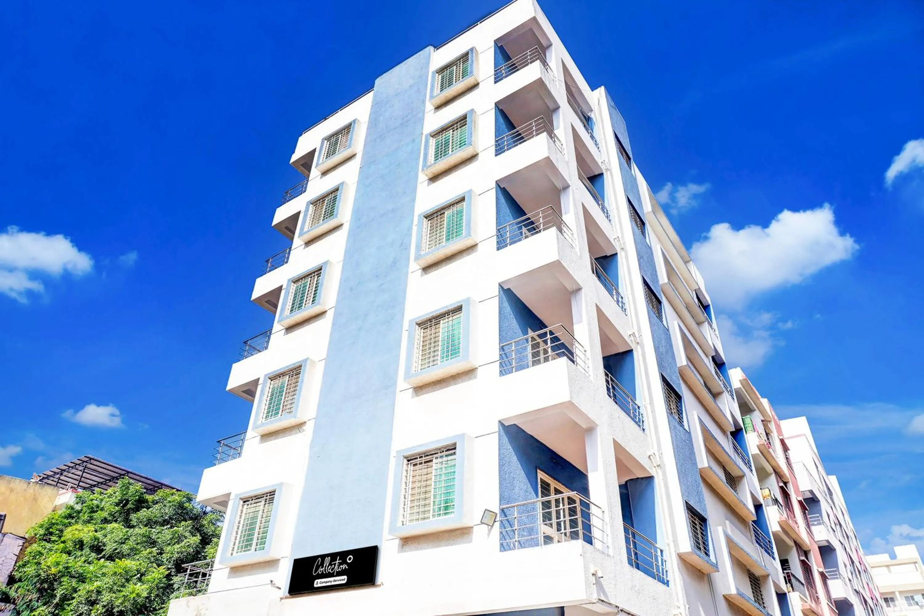 Facade/entrance in Super Collection O Ubale Nagar