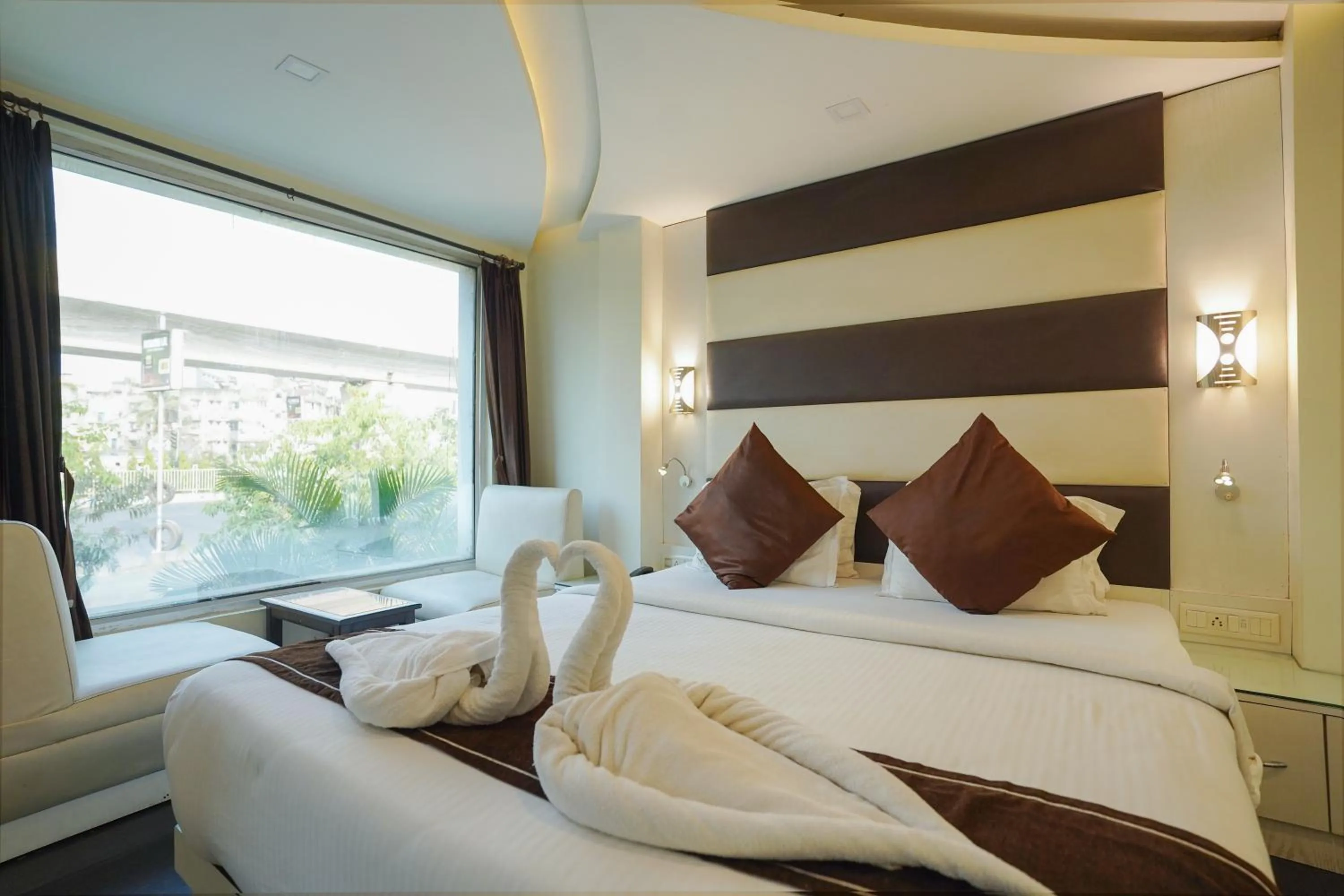 Bed in Sheldon Hotel