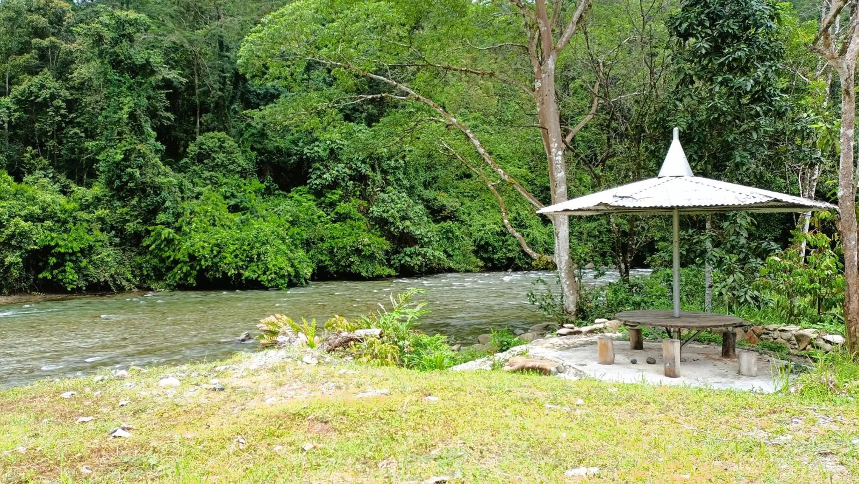 Hotel O Flinstone Lodge