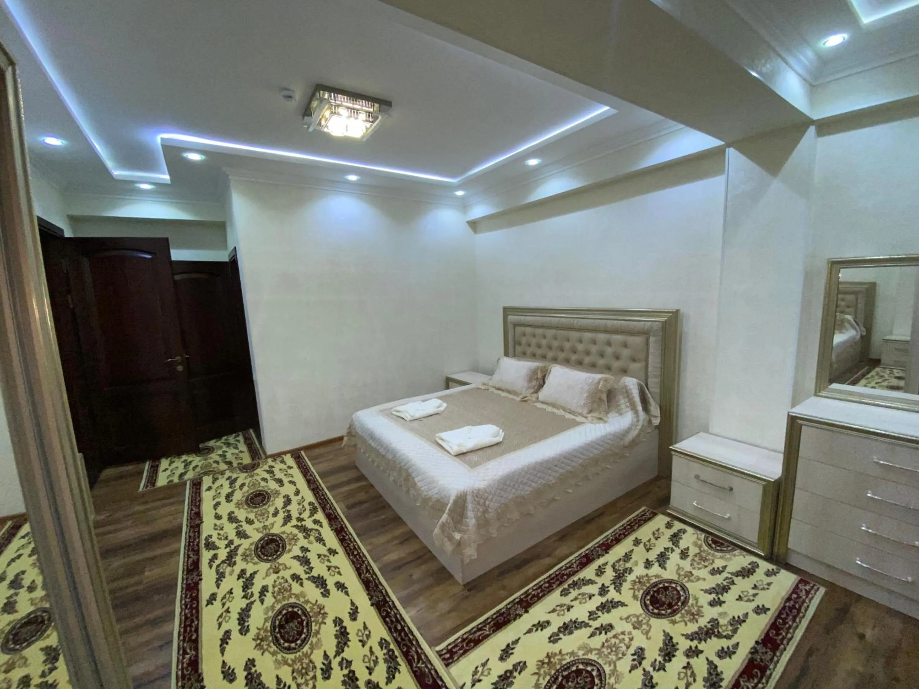 Bed in Bahri Tojik Resort & Spa