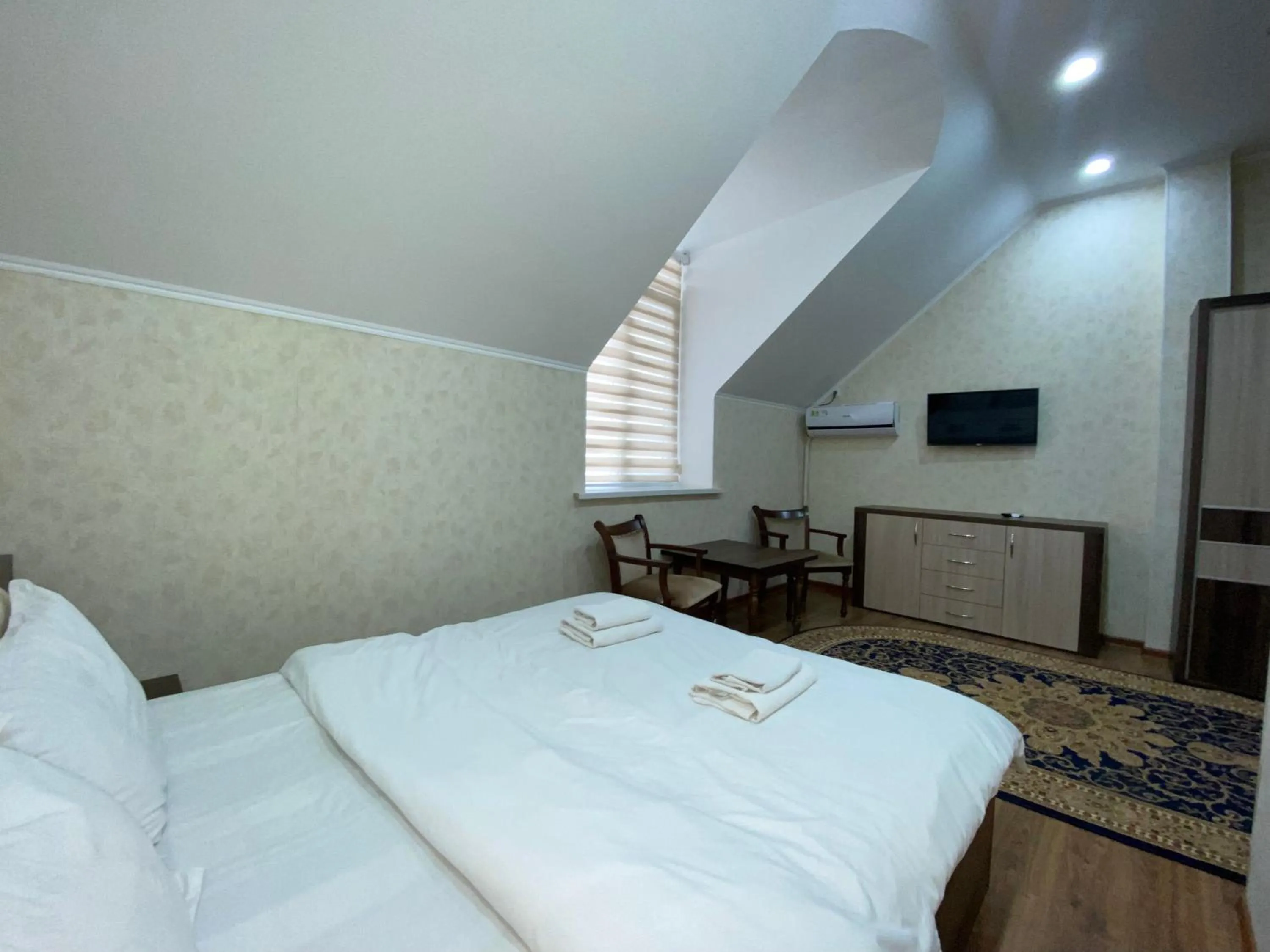 Bed in Bahri Tojik Resort & Spa