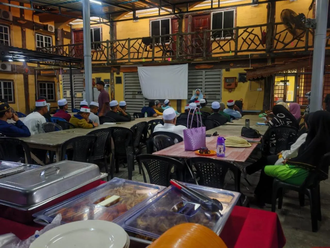 KAMILA MOTEL TELUK SENANGIN