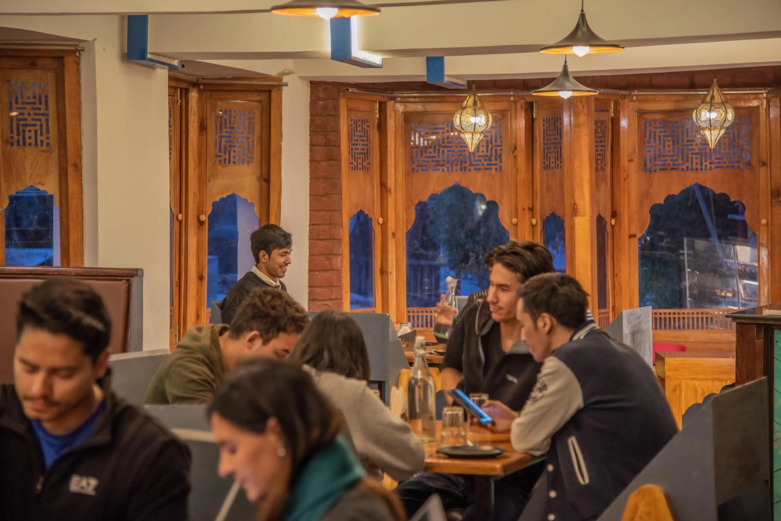 Restaurant/places to eat in Black Sheep Bed & Breakfast