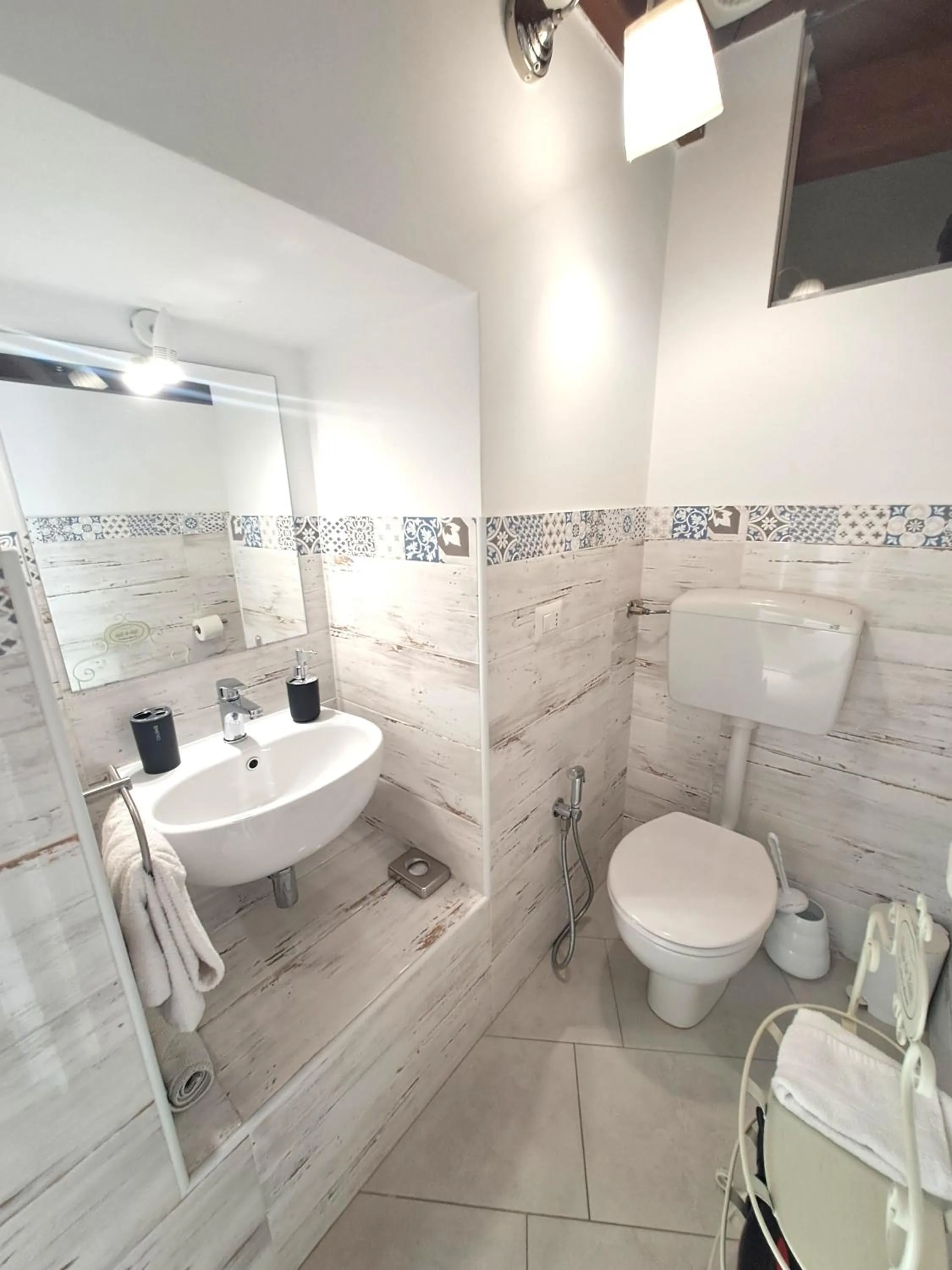 Shower in Il Vicolo b&b