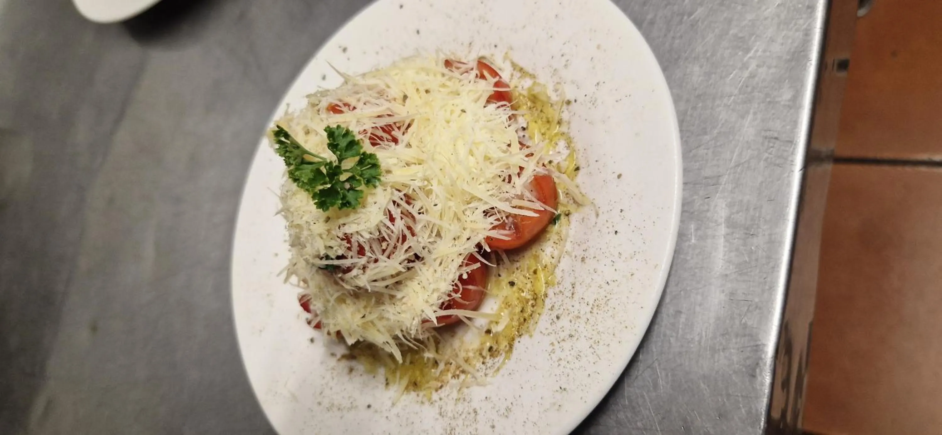 Restaurant/places to eat in Tamboti Bush Lodge