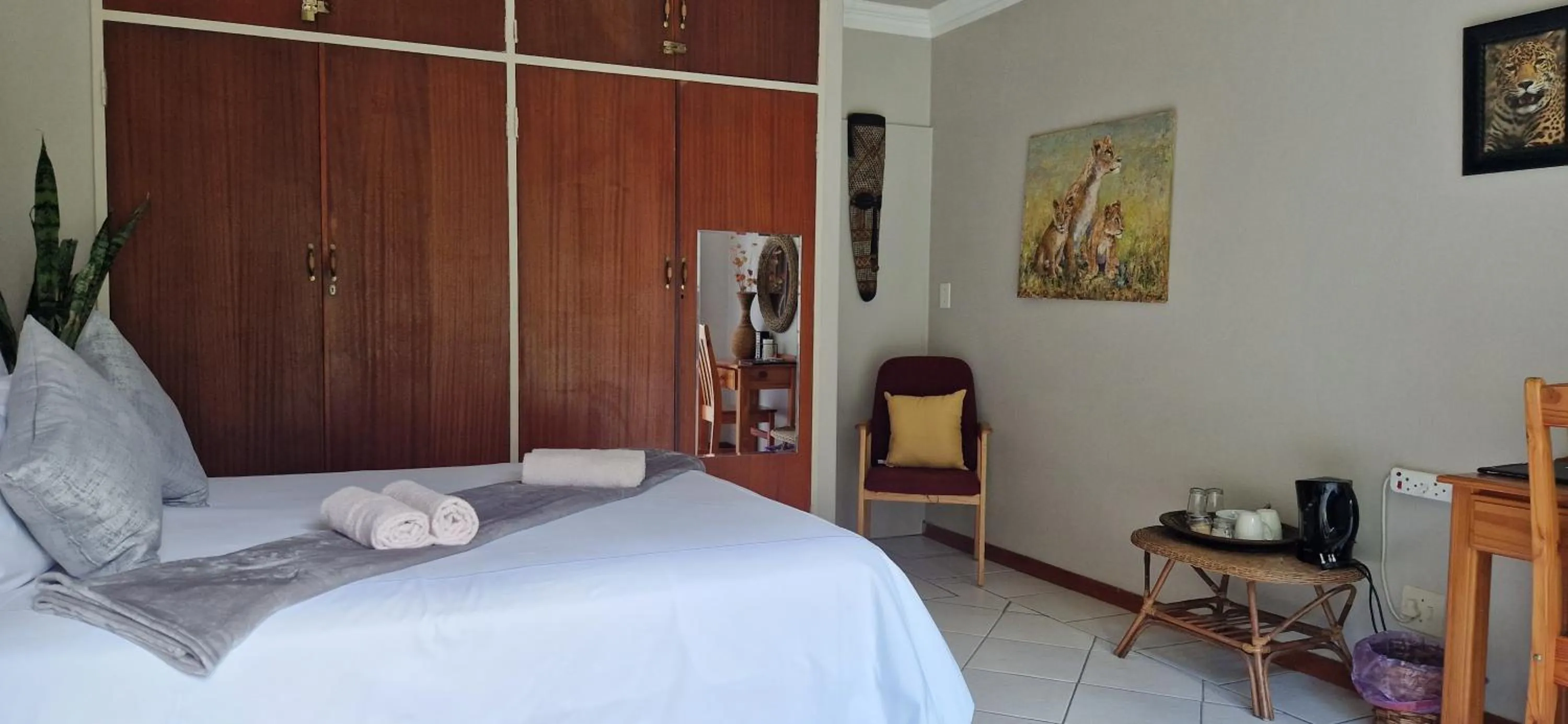 Bed in Tamboti Bush Lodge
