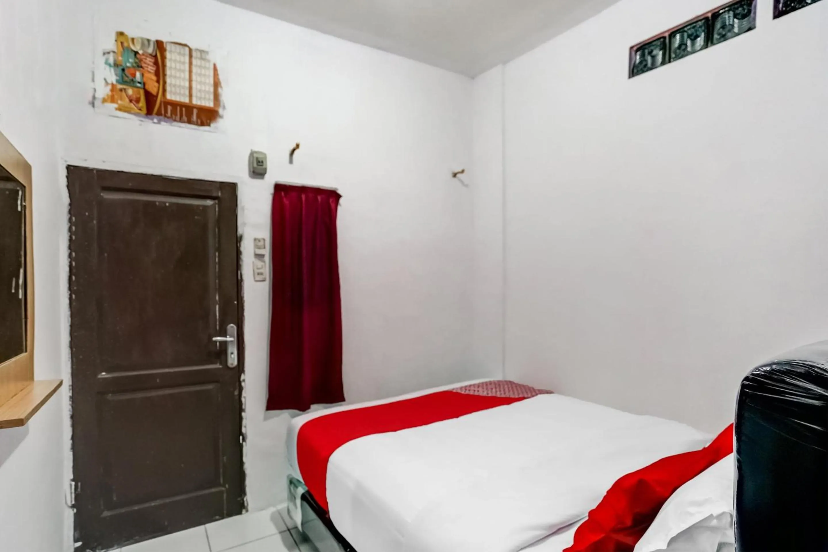 Bedroom, Bed in Hotel O Wilson HomestayNearRSU Bunda Thamrin