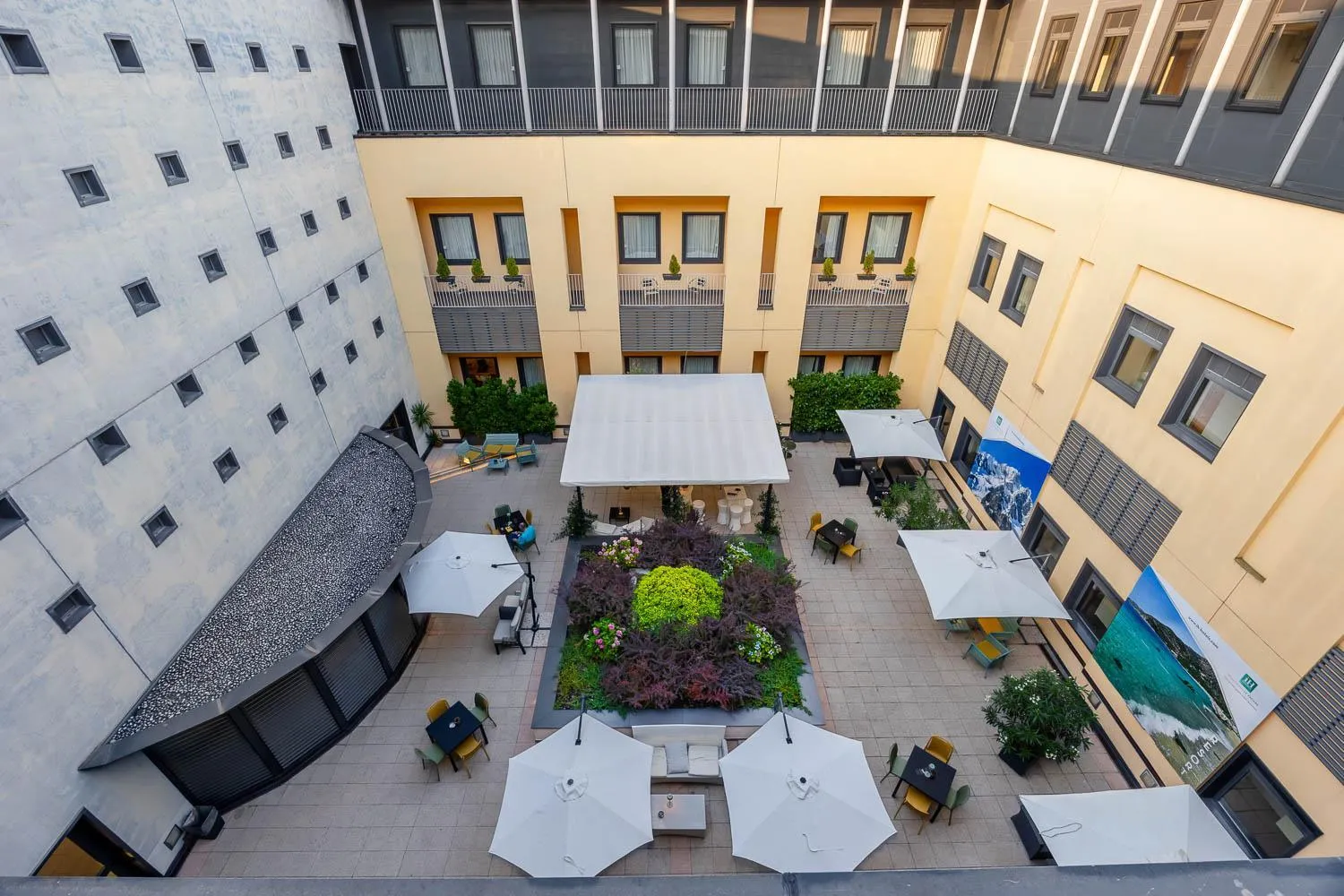 Garden in iH Hotels Milano Gioia