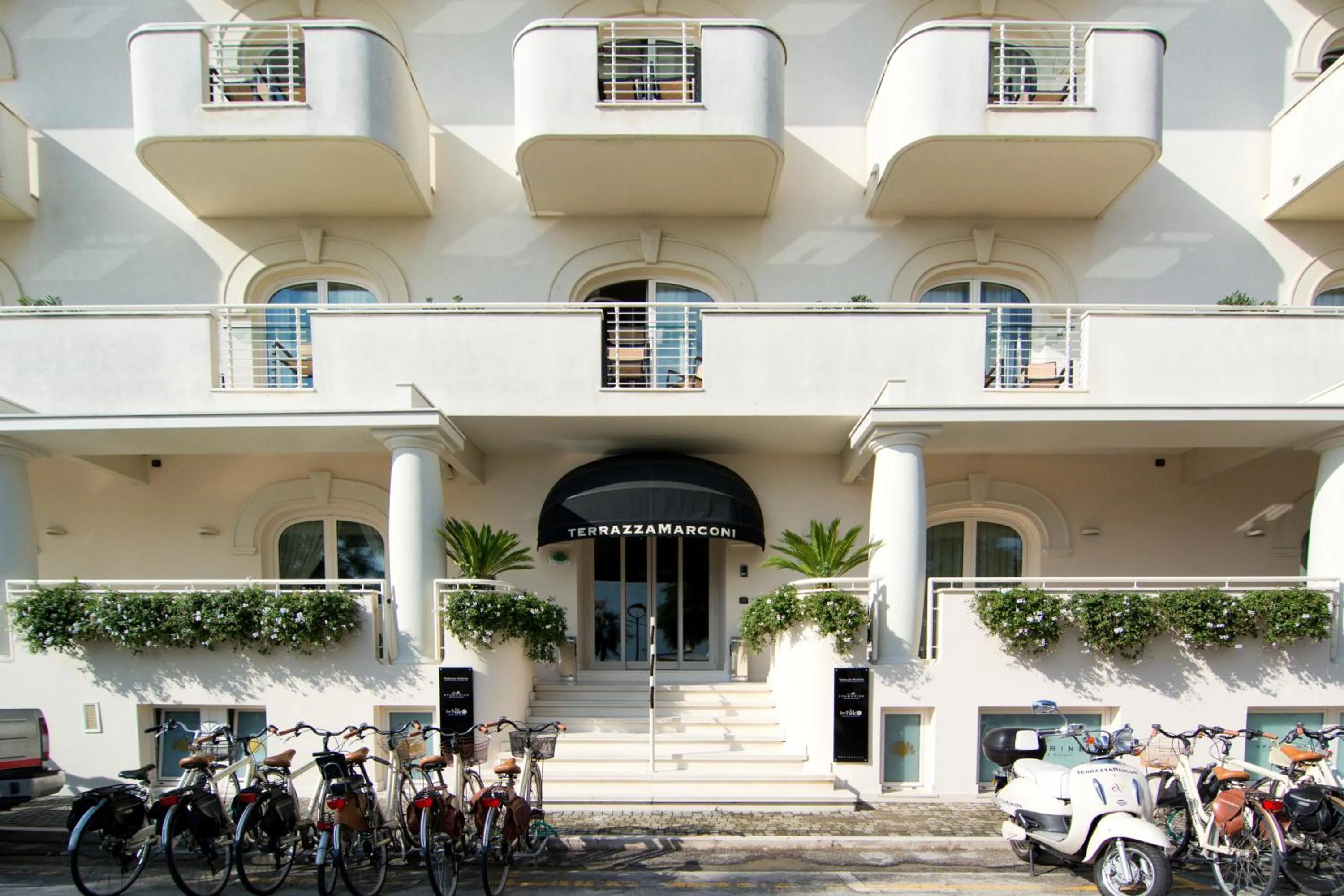 Facade/entrance in Terrazza Marconi Hotel&Spamarine