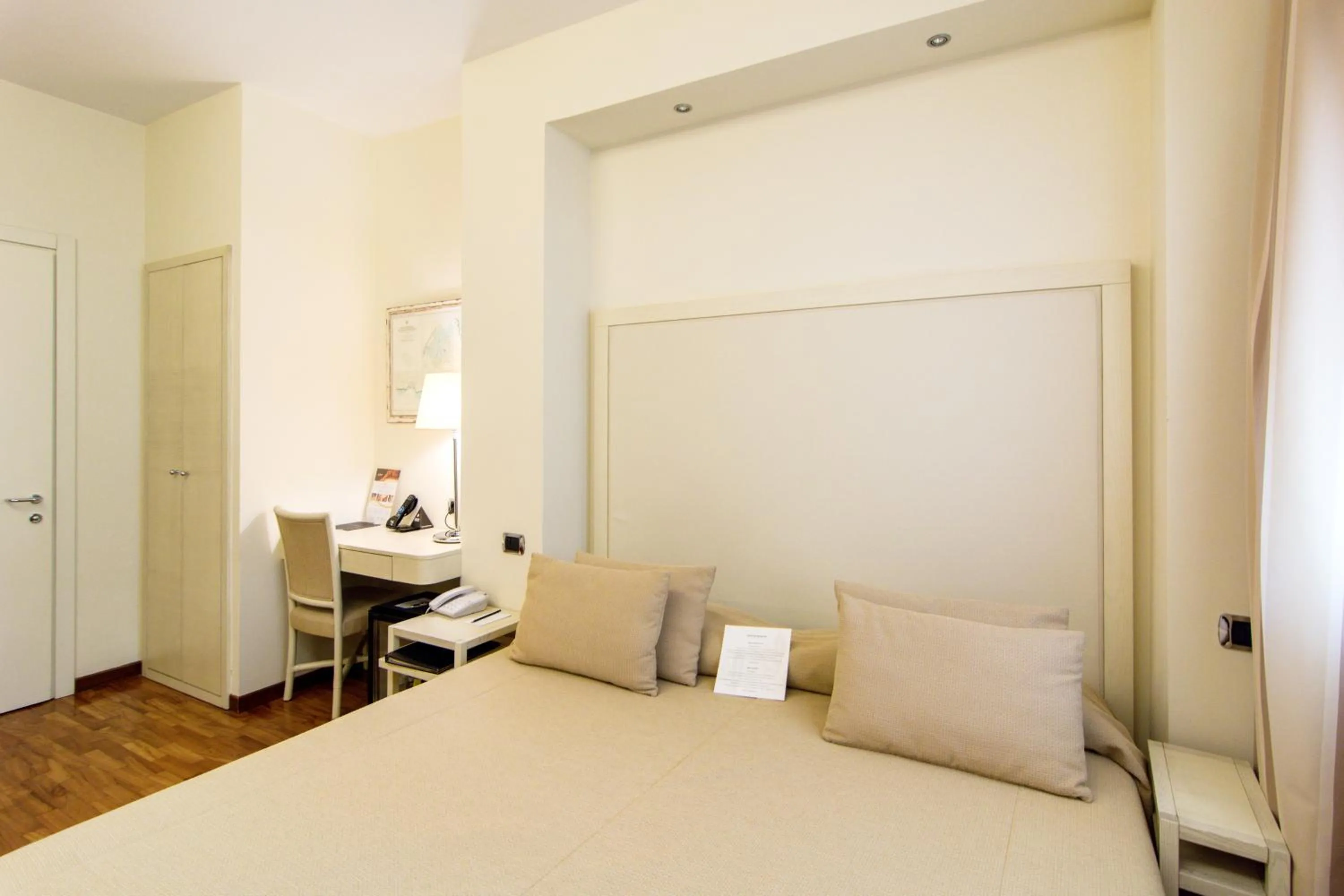 Bedroom, Bed in Terrazza Marconi Hotel&Spamarine