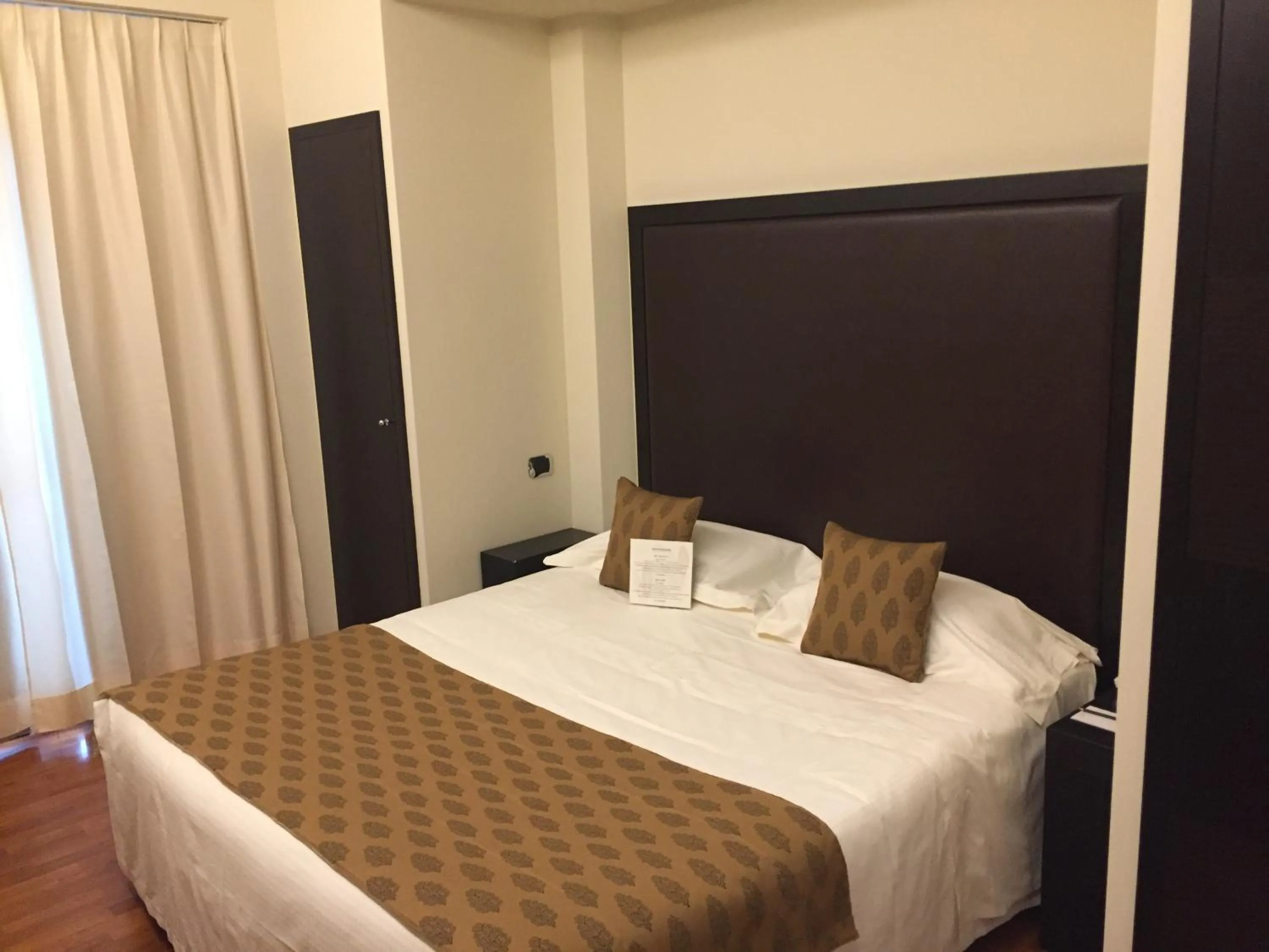 Photo of the whole room, Bed in Terrazza Marconi Hotel&Spamarine