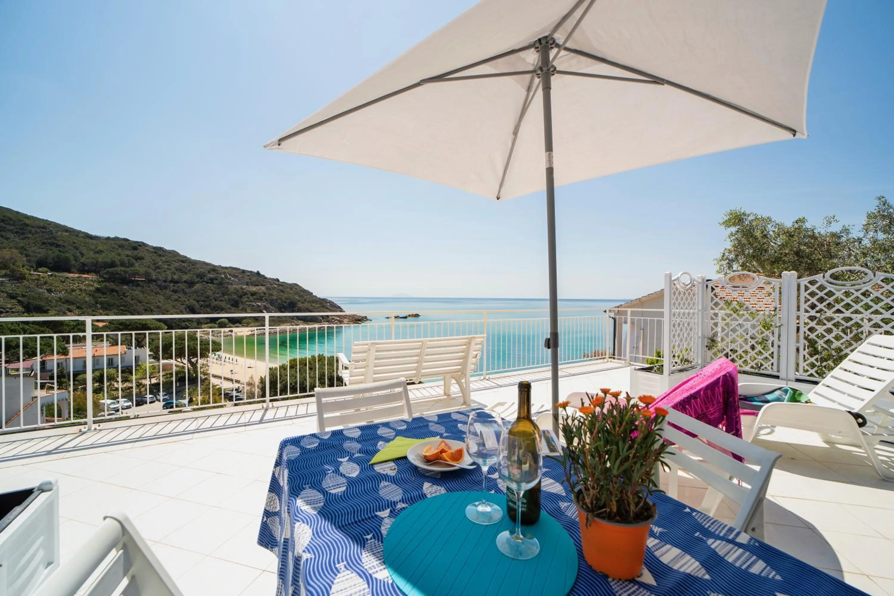 Natural landscape in Le sirene