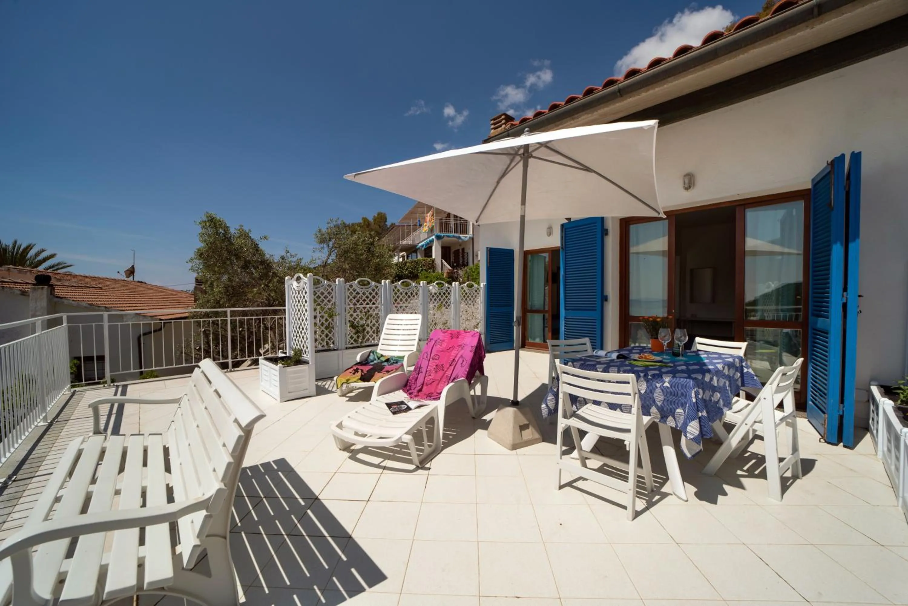 Property building in Le sirene