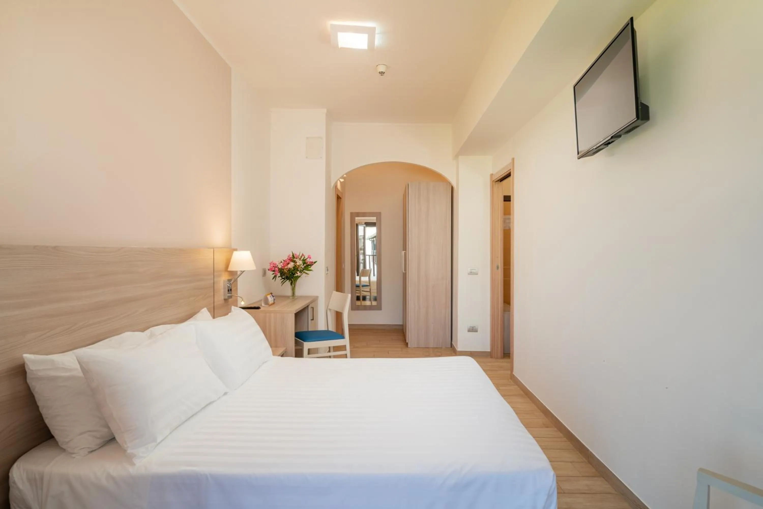 Photo of the whole room, Bed in Hotel Portoconte