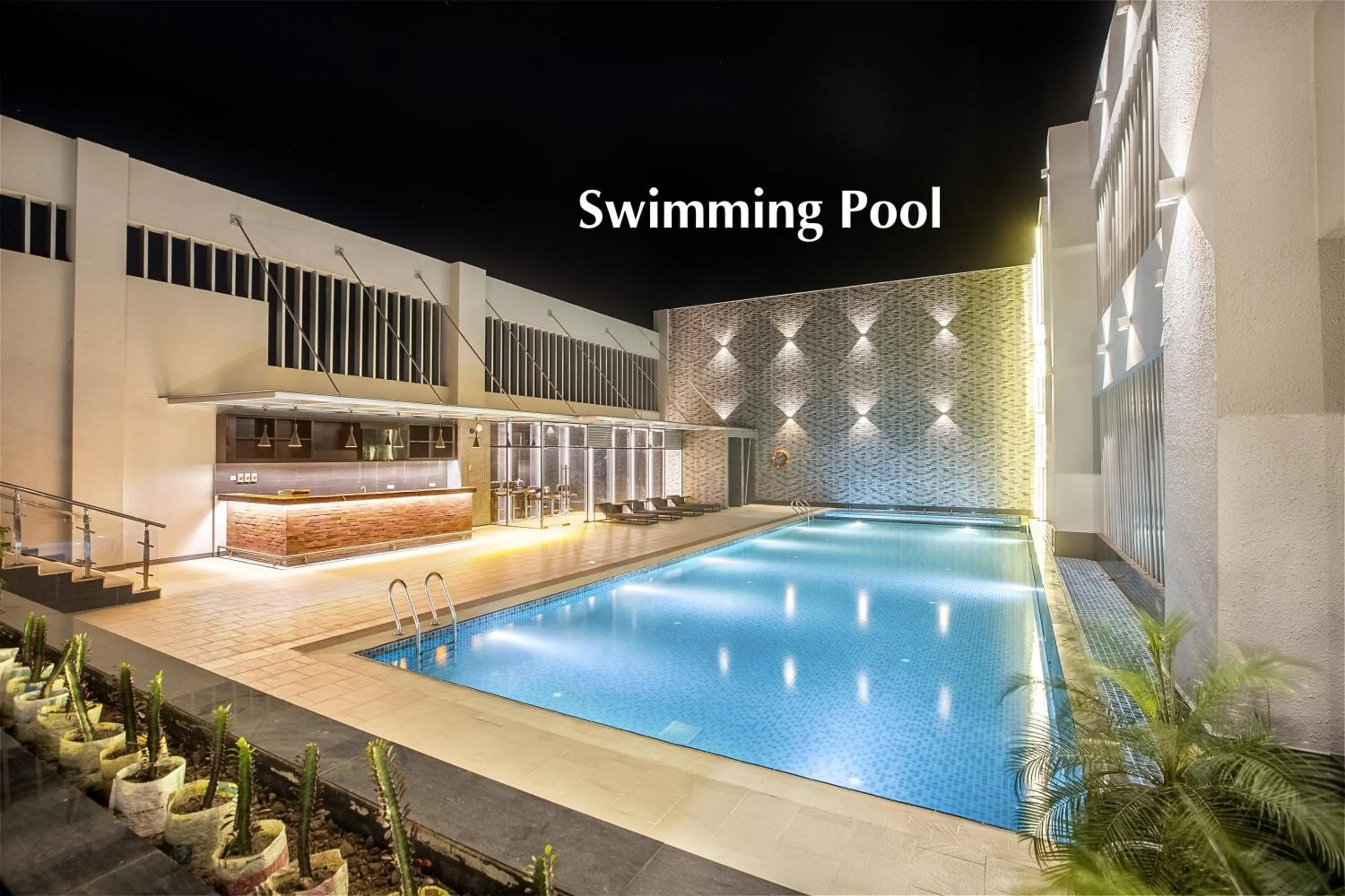 Swimming pool in Grand Sylhet Hotel & Resort
