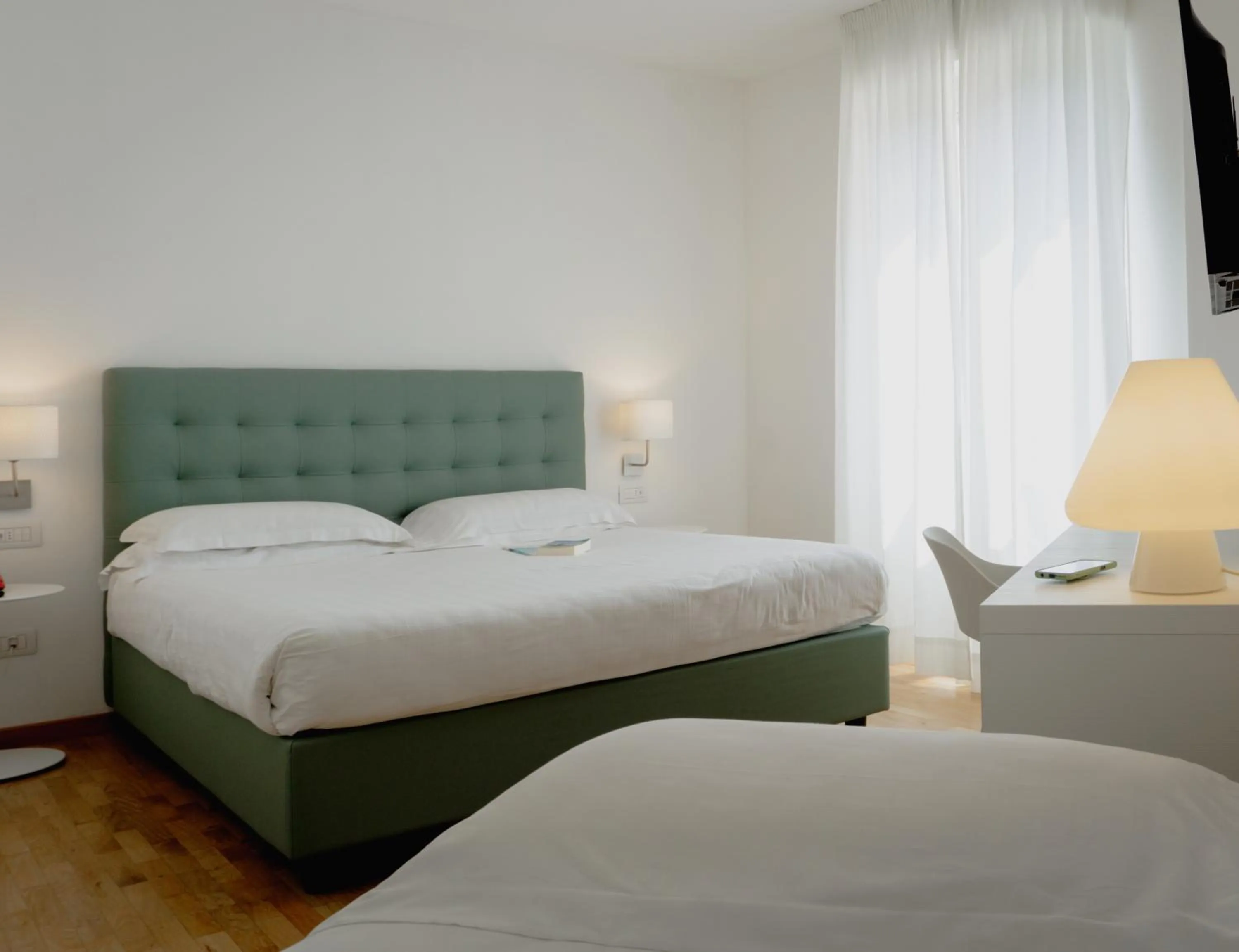 Bedroom, Bed in Mistral2 Hotel