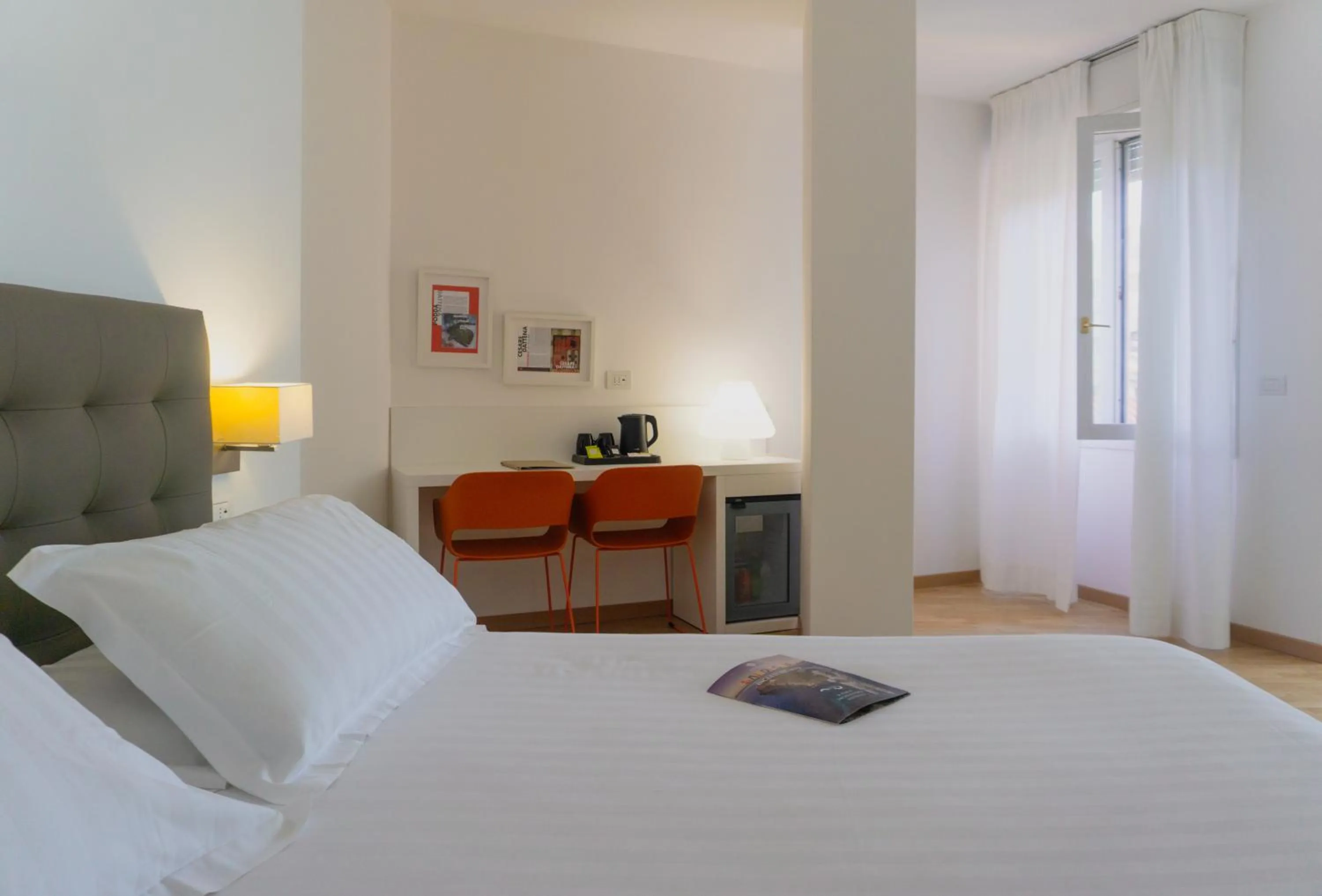 Bedroom, Bed in Mistral2 Hotel