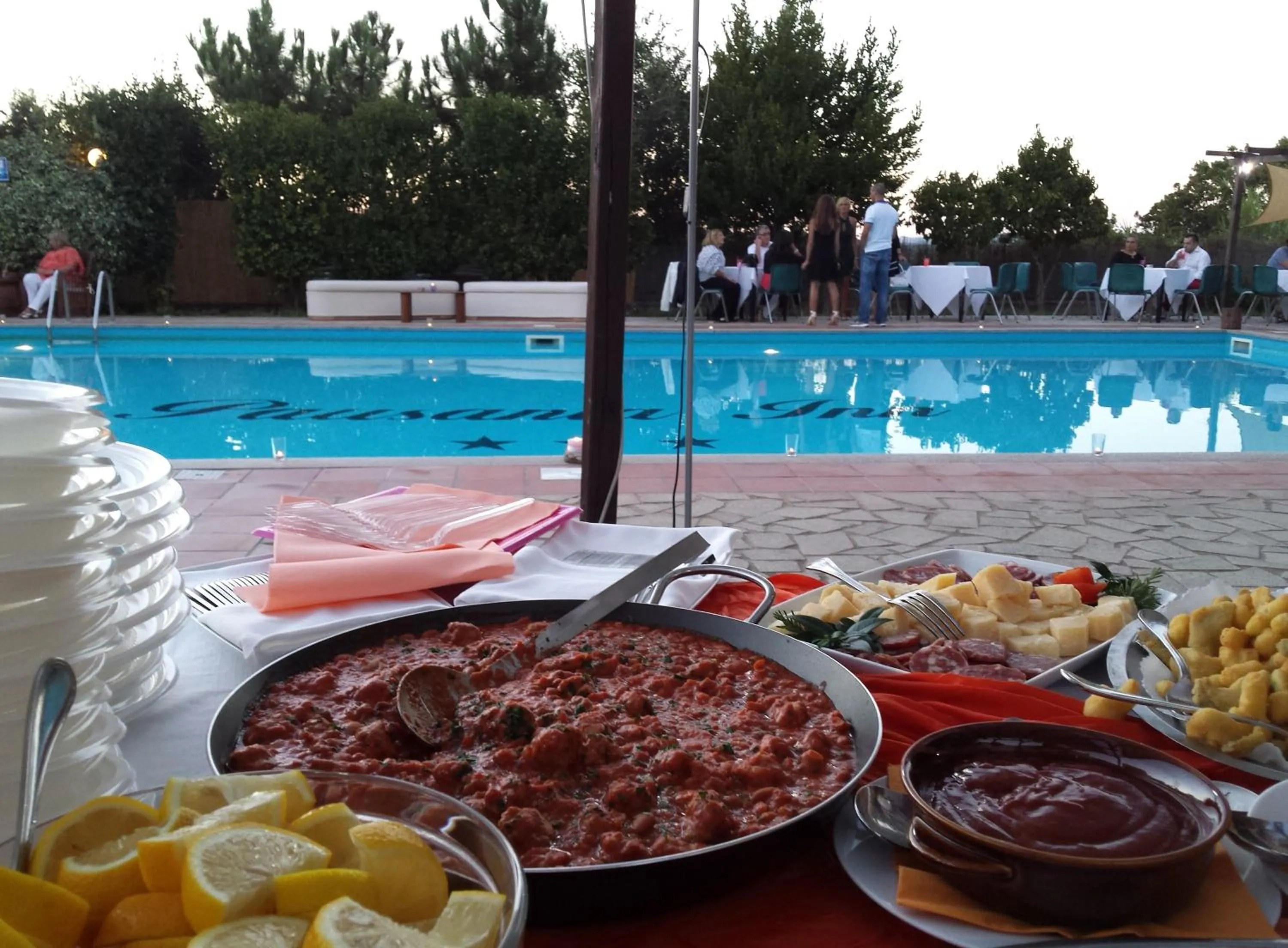 Food and drinks in Pausania Inn