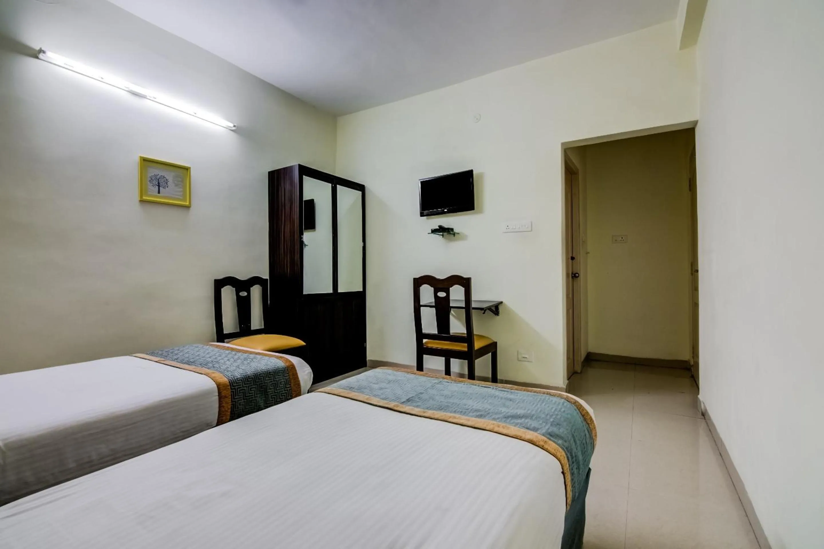 Bedroom, Bed in Hotel O Perungudi