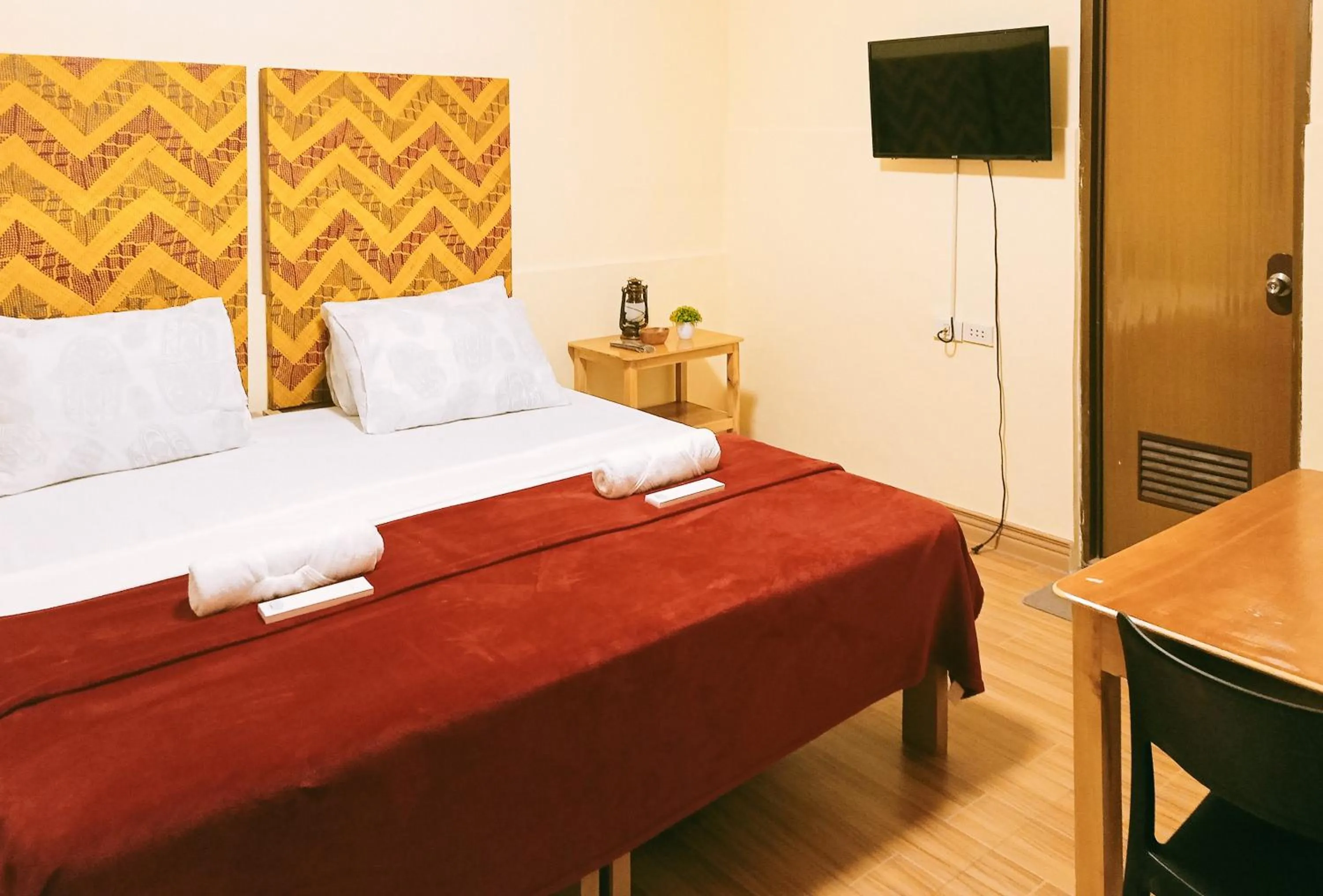 Deluxe Room in Maribel’s Pension Sindangan