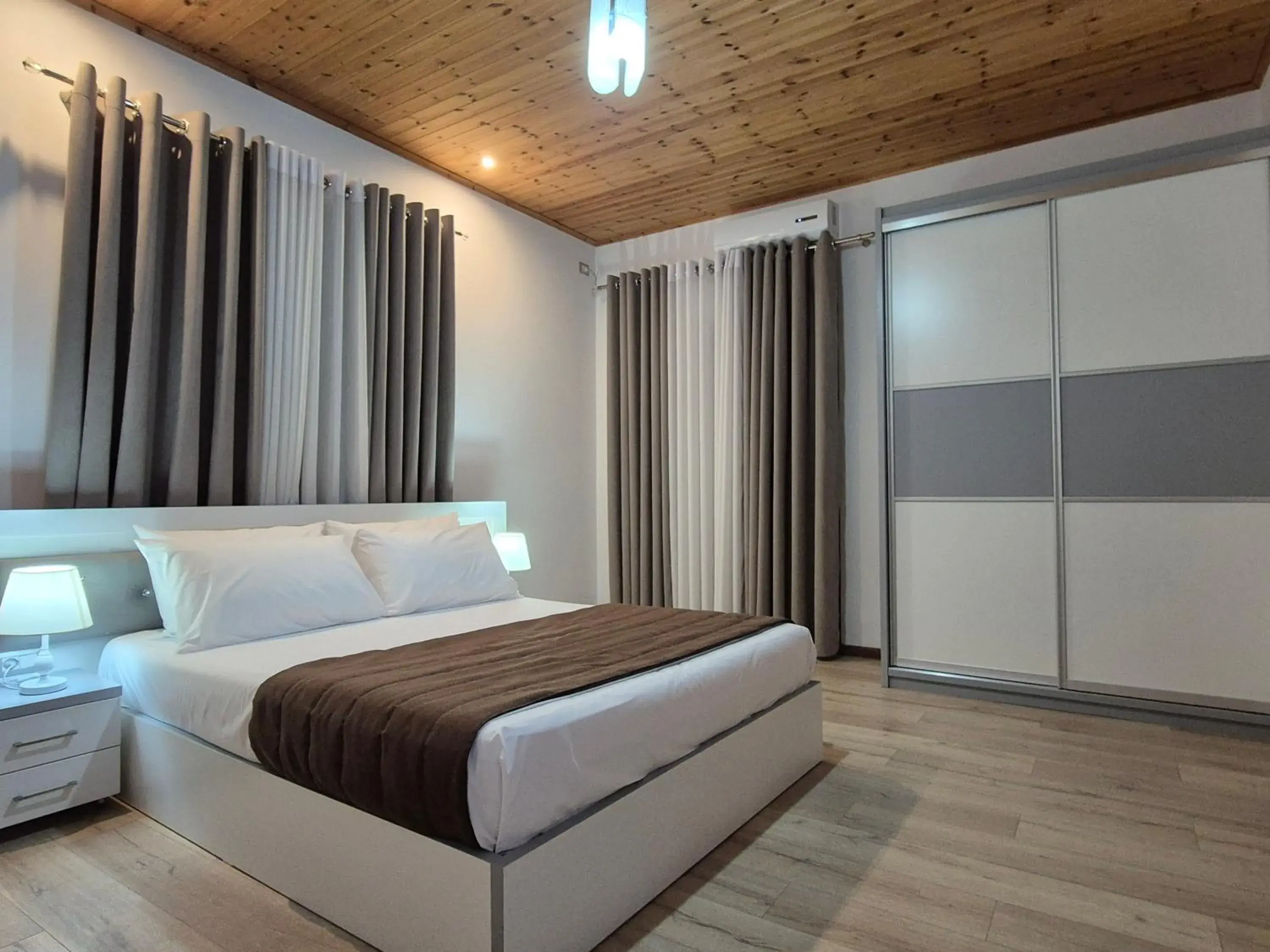 Deluxe Double Room with Sea View in ORCHIDS Hotel Deluxe Double Room with Sea View in ORCHIDS Hotel