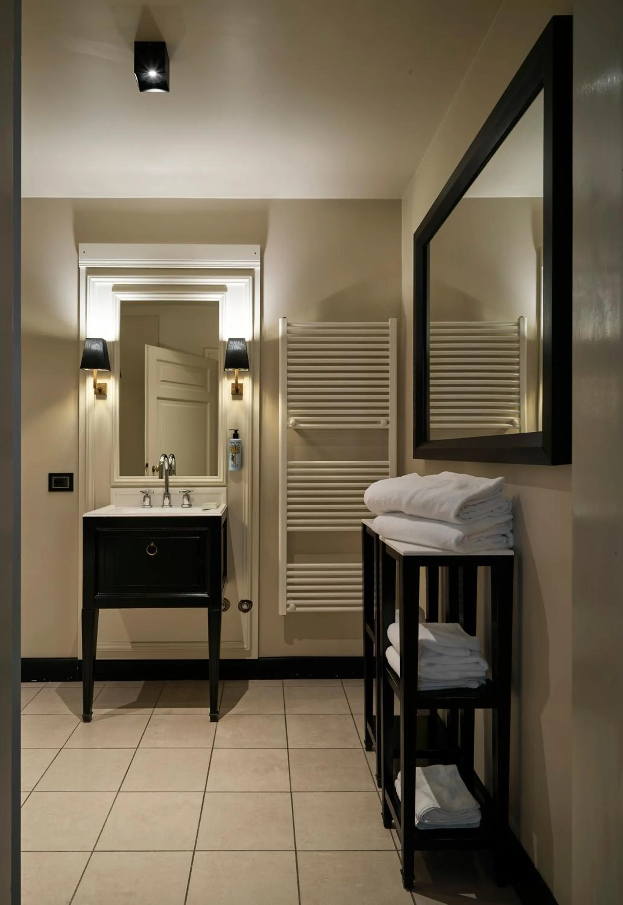 Bathroom in Santa Maria Foris