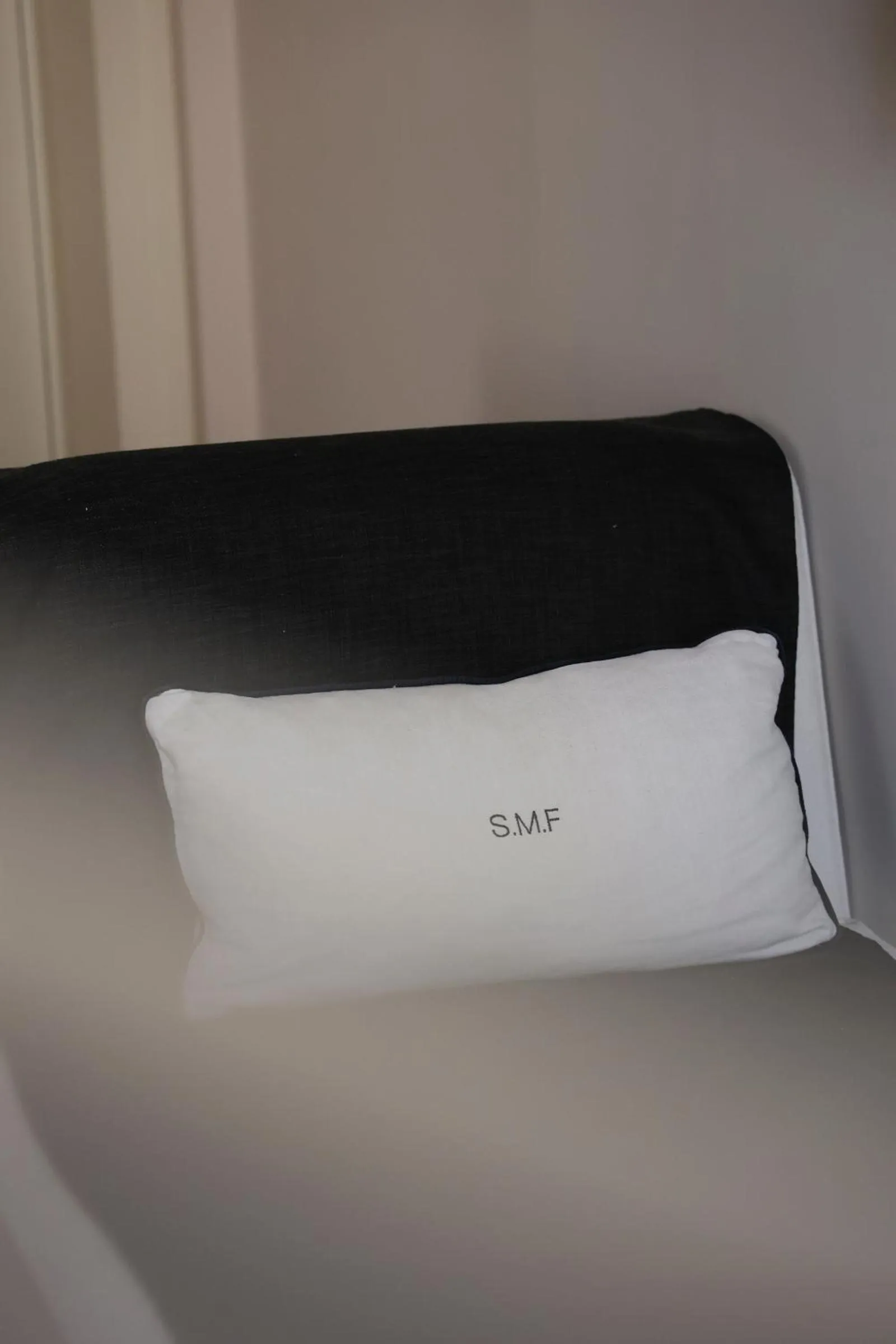 Decorative detail, Bed in Santa Maria Foris