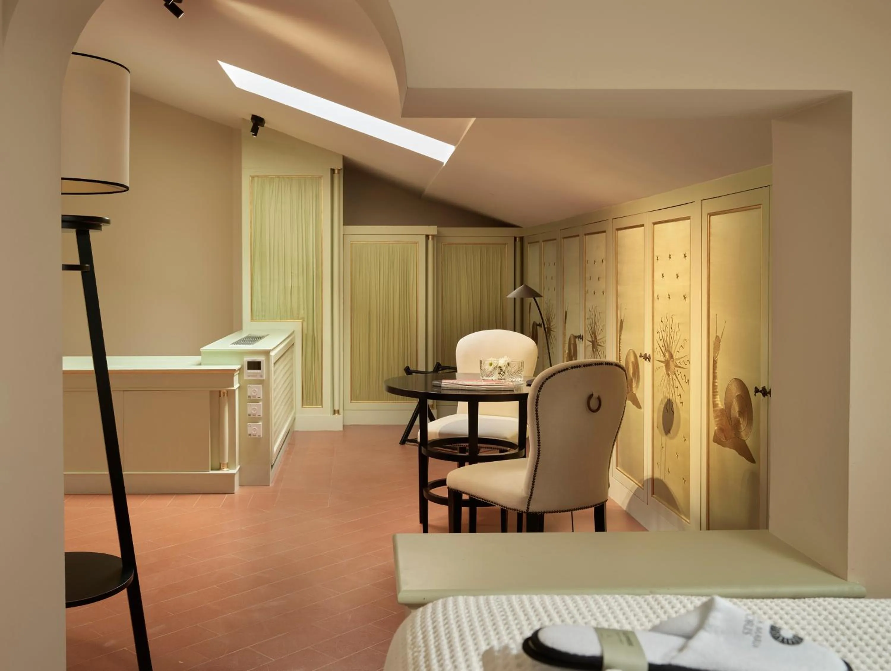 Seating area in Santa Maria Foris