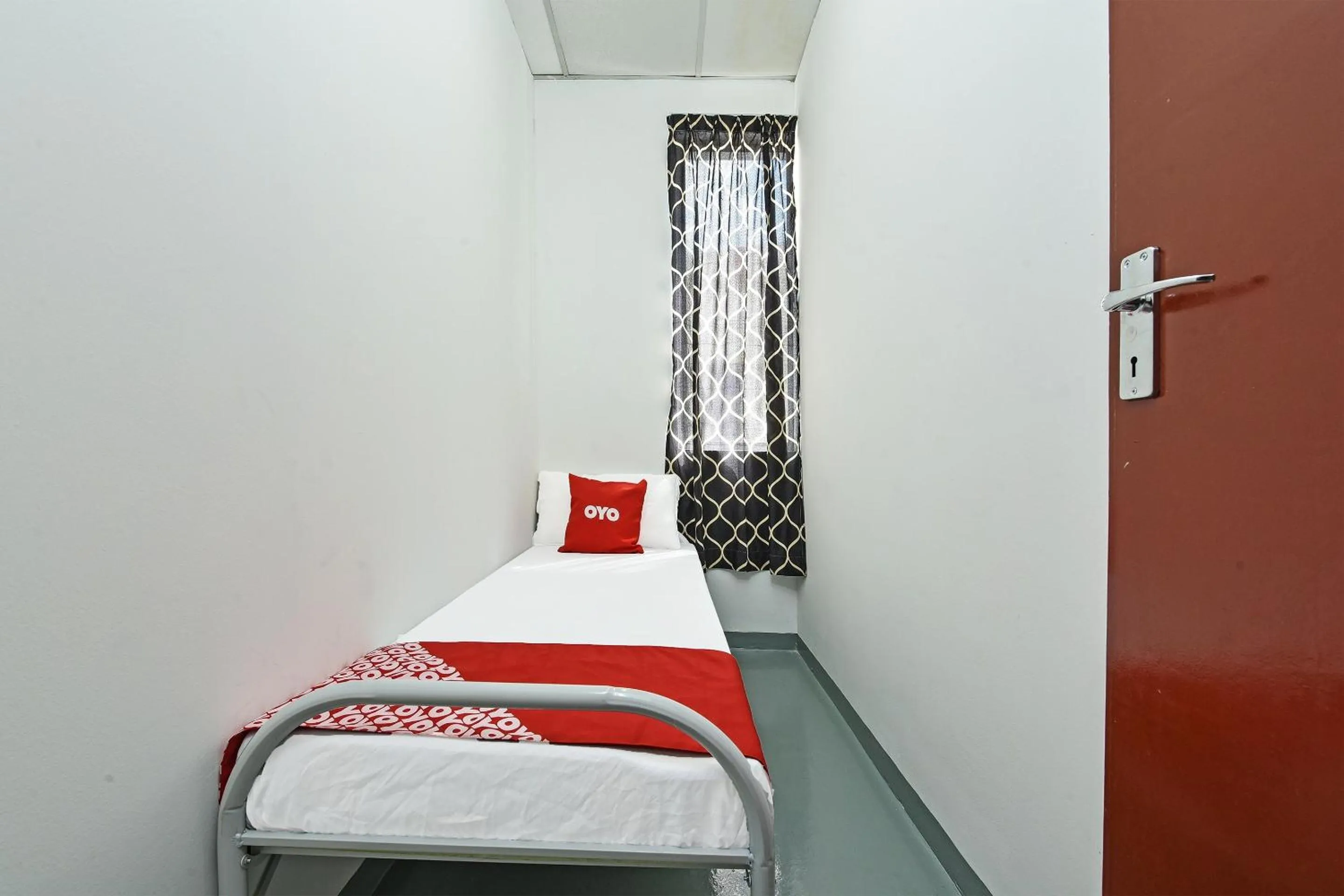 Bedroom, Bed in Hotel O Sri Rampai Metro Hostel