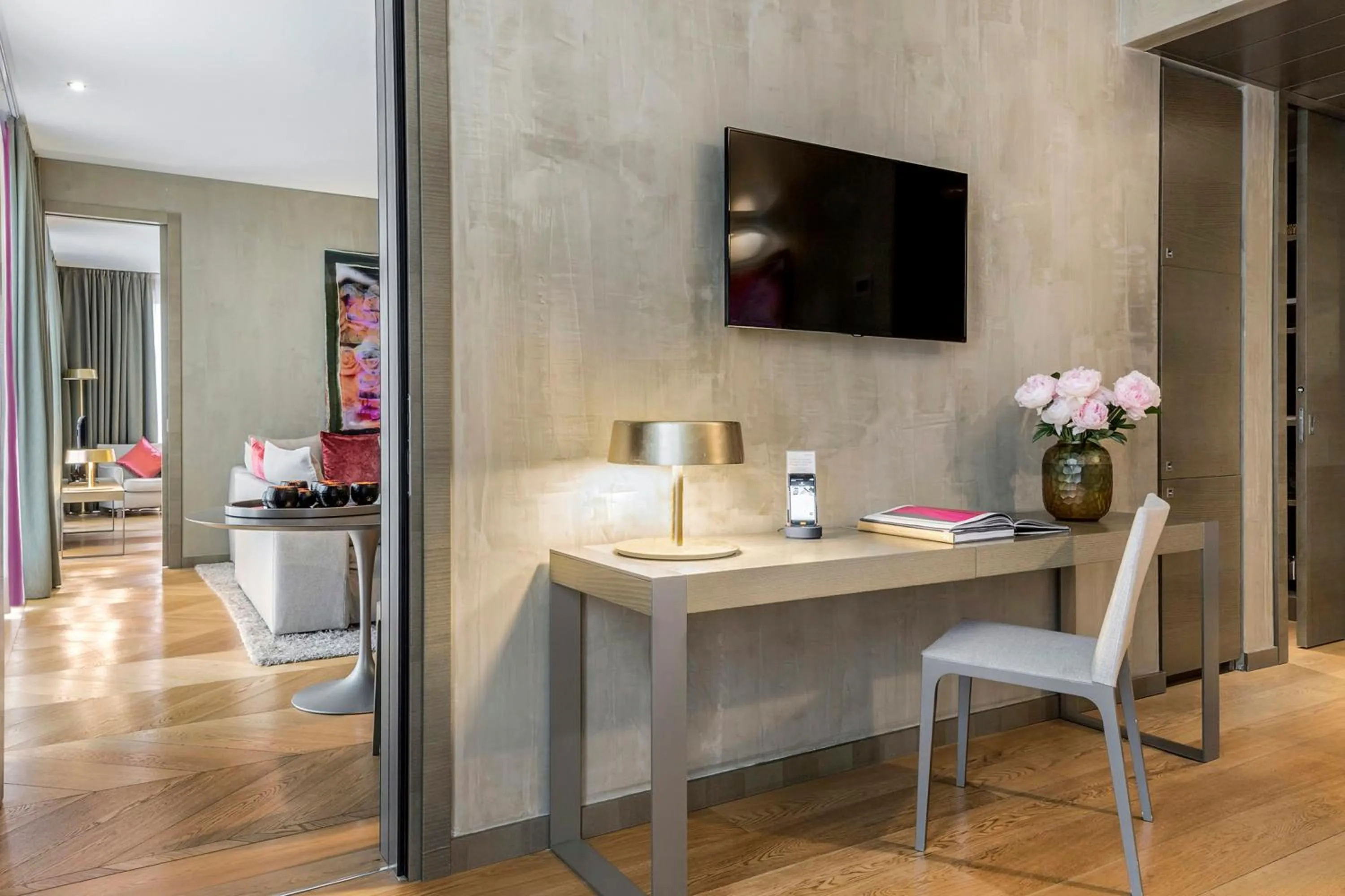 Photo of the whole room in Rosa Grand Milano - Starhotels Collezione