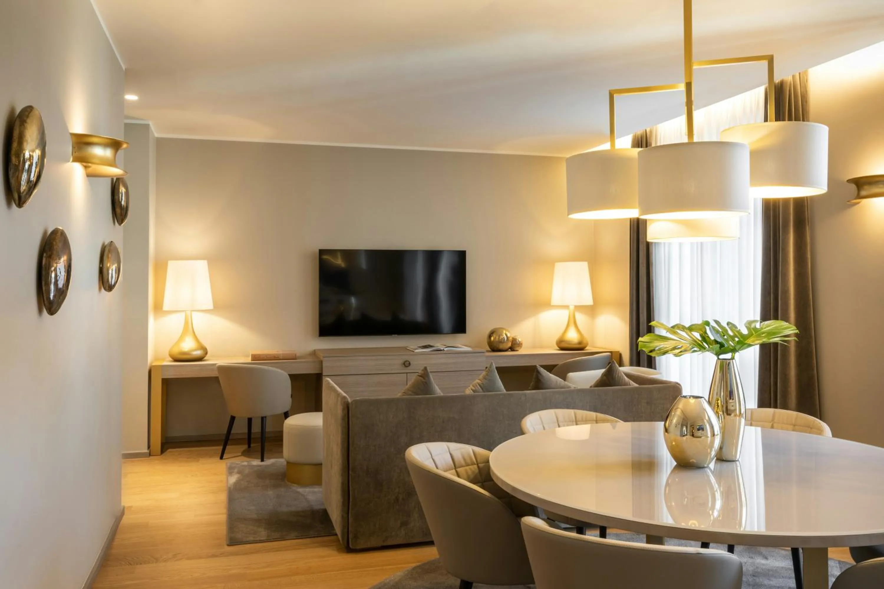 Bedroom in Rosa Grand Milano - Starhotels Collezione