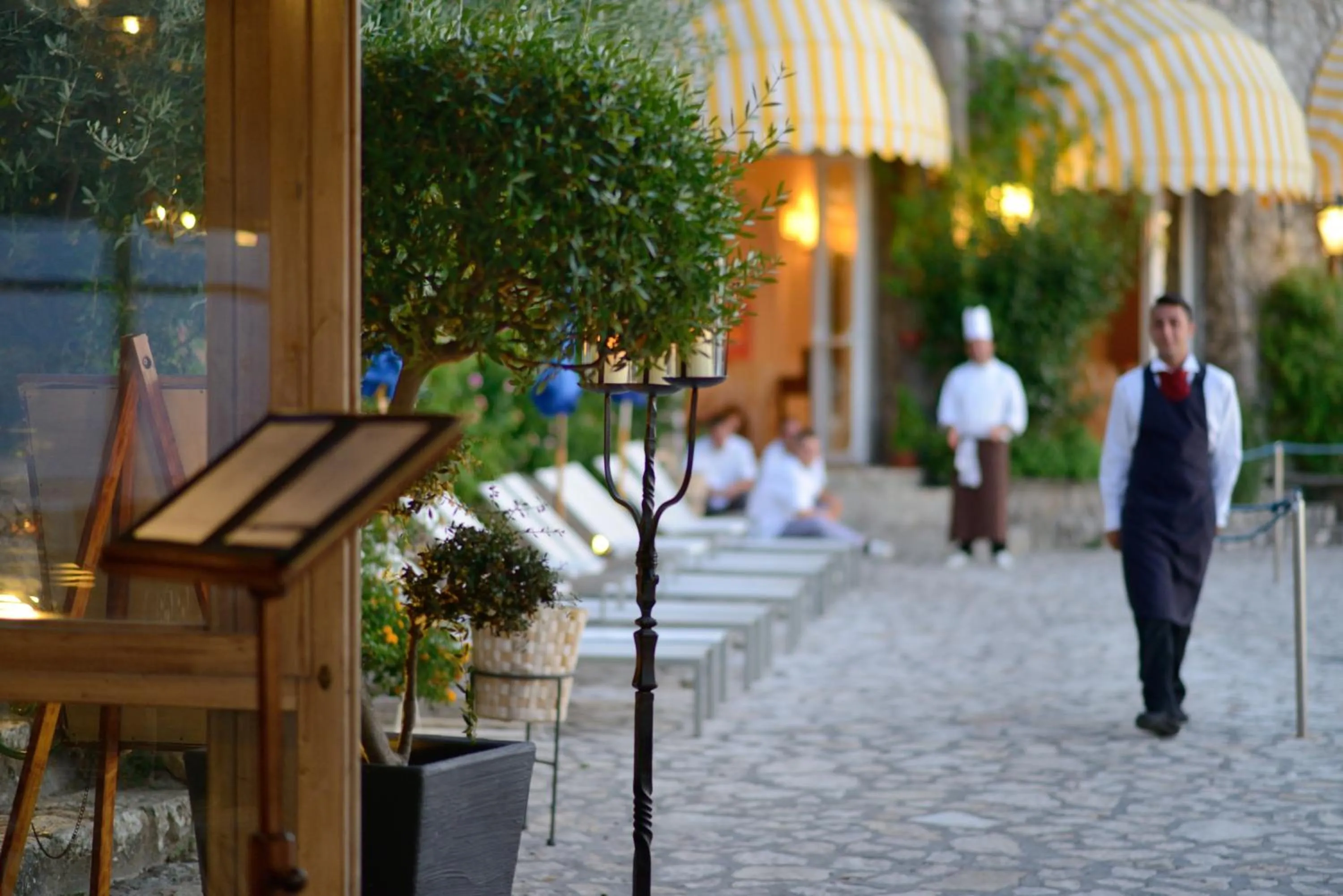 Restaurant/places to eat in Hotel Caesar Augustus