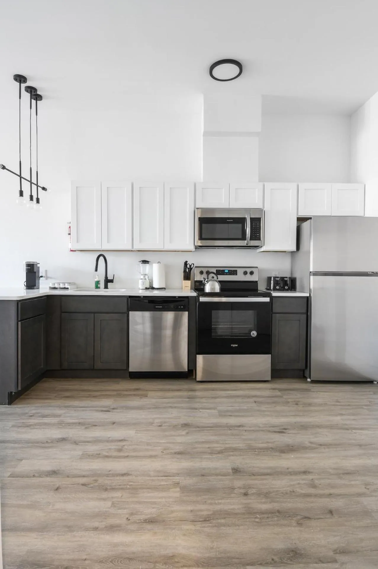 Luxury Apartments - Newark Int Airport - Evonify Stays