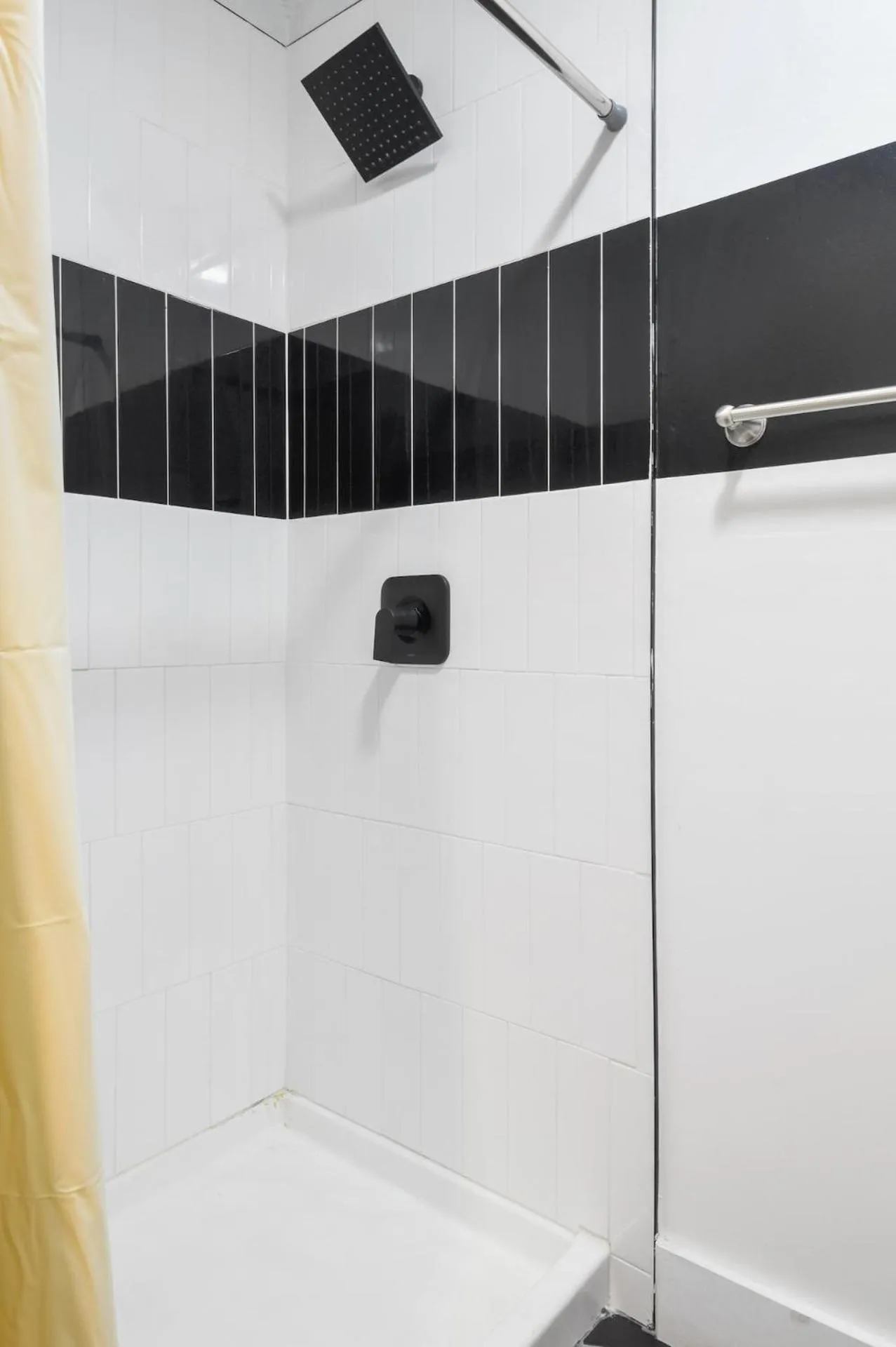 Luxury Apartments - Newark Int Airport - Evonify Stays