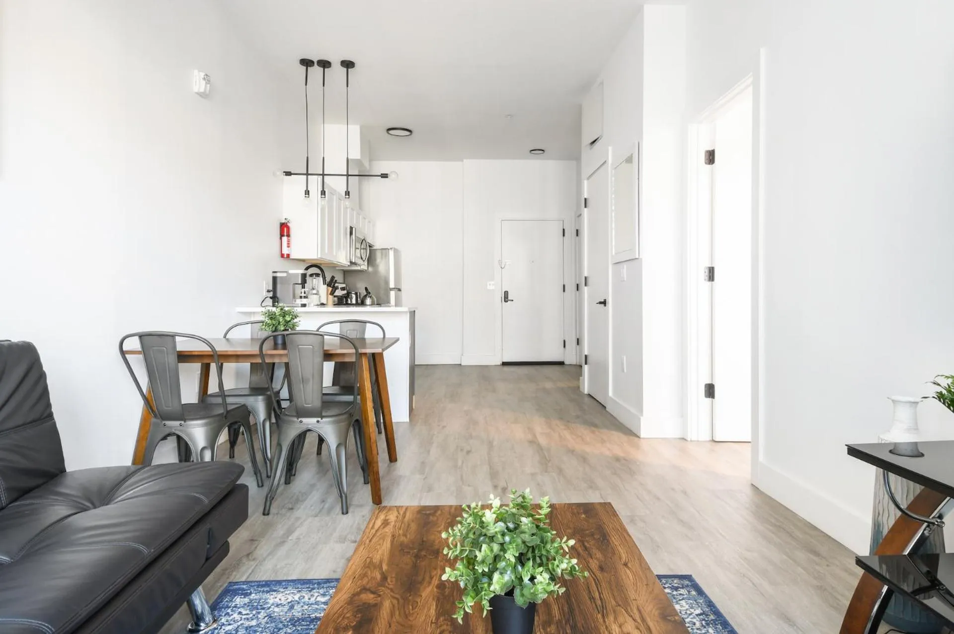 Luxury Apartments - Newark Int Airport - Evonify Stays