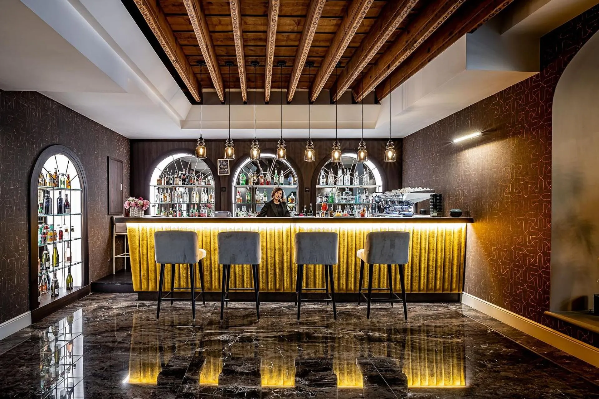 Lounge or bar in Hotel Bretagna Heritage - Alfieri Collezione