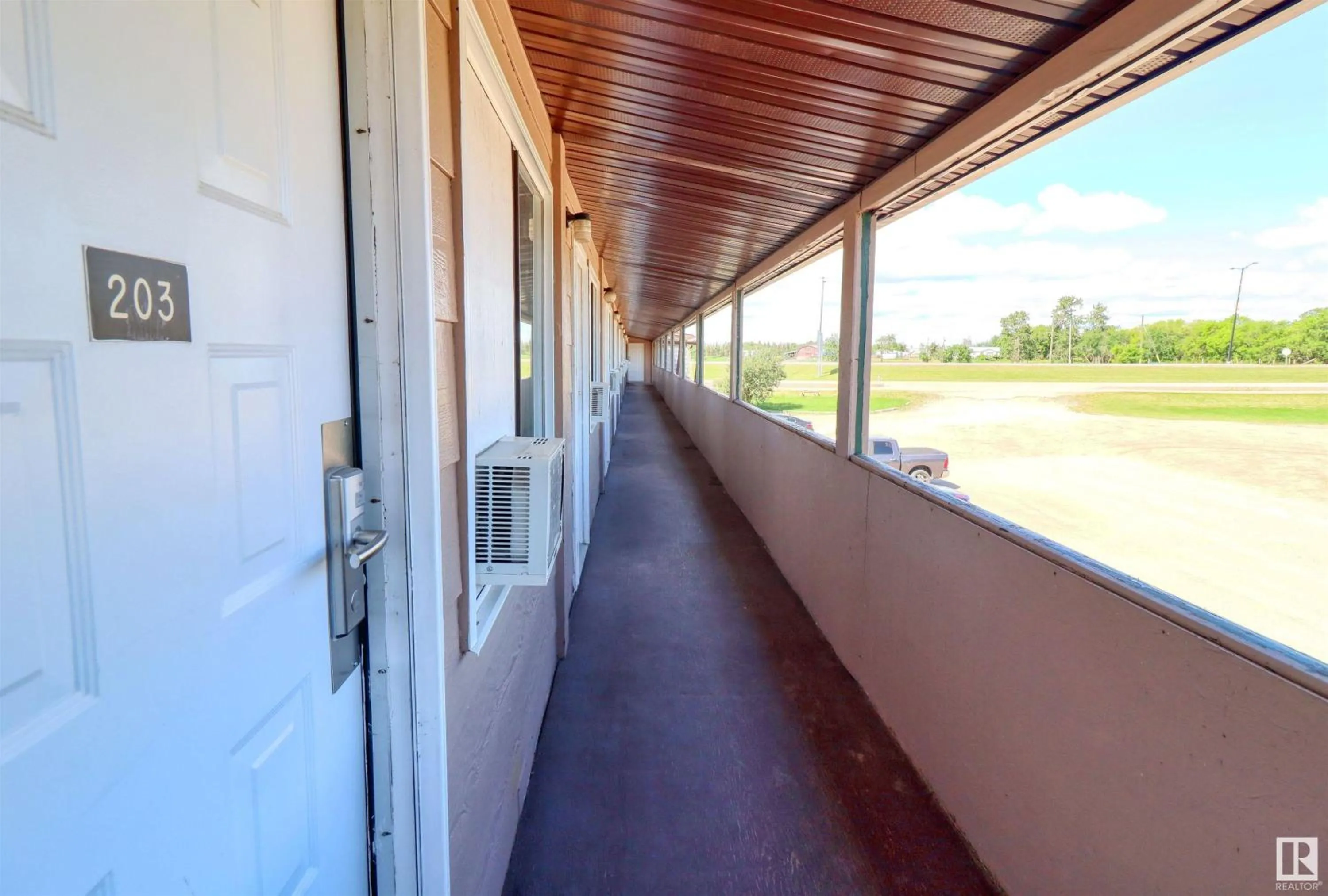 Property building in Kings Court Motel
