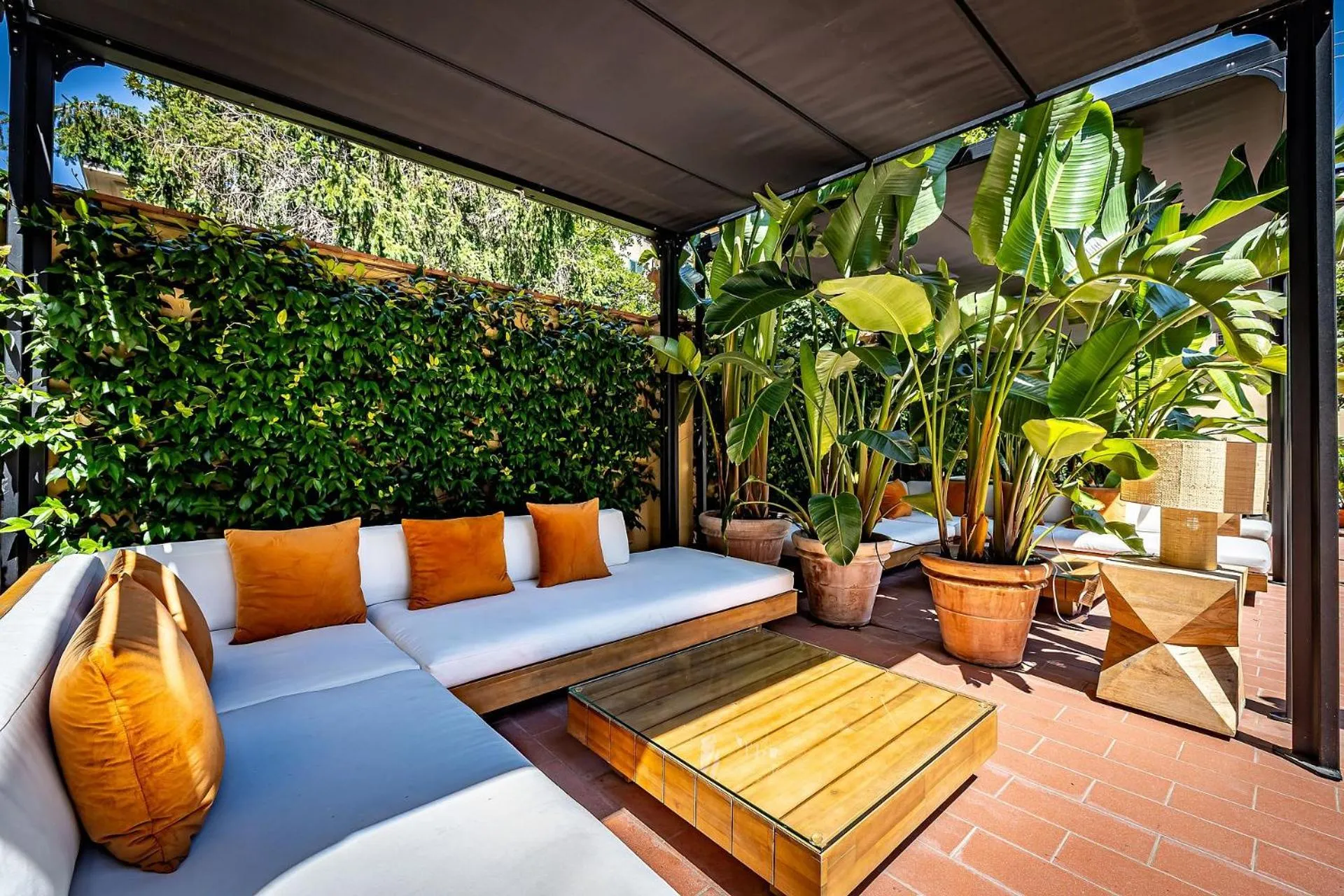 Spring in Hotel Ungherese Small Luxury Hotel