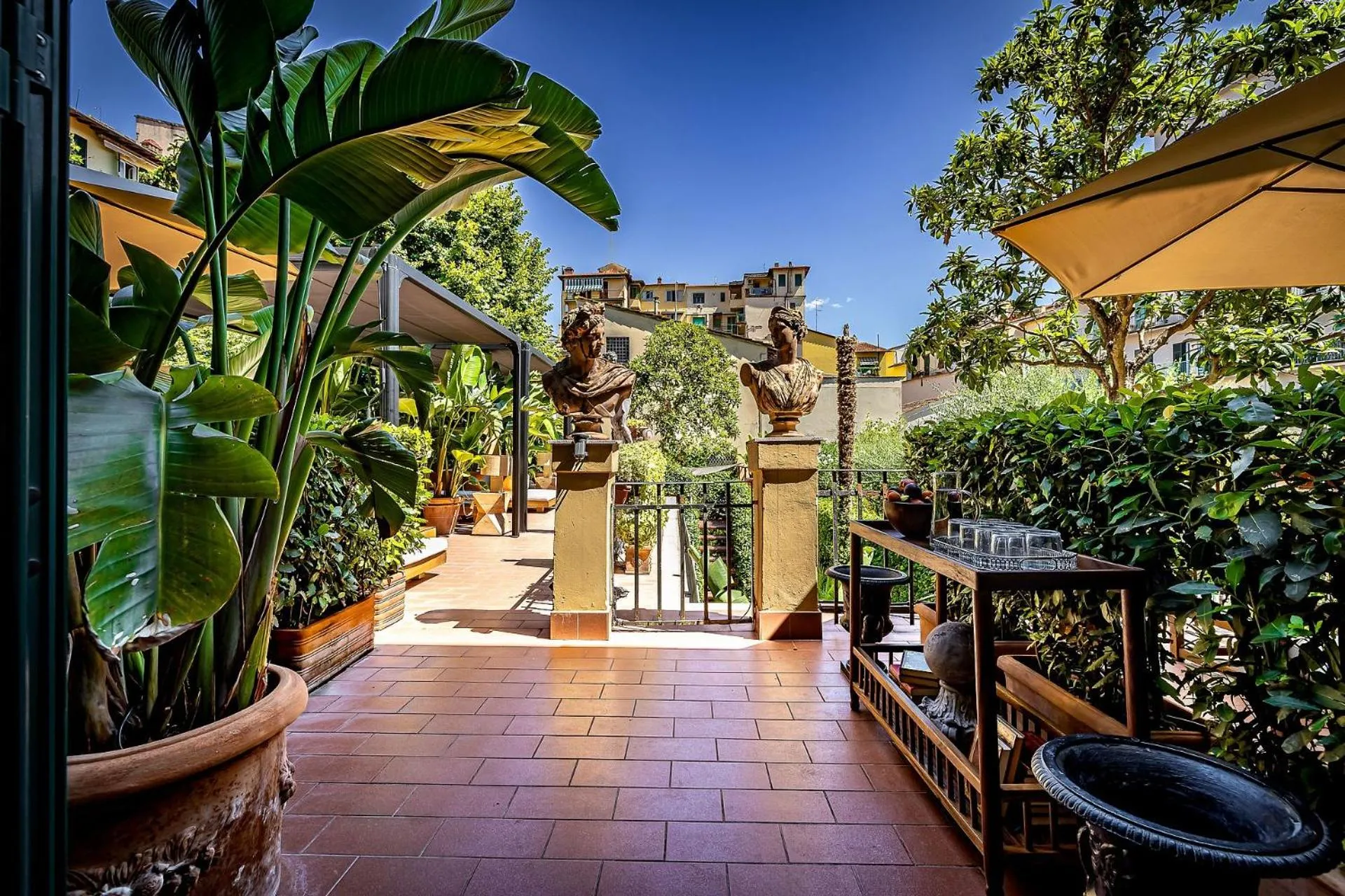 Spring in Hotel Ungherese Small Luxury Hotel