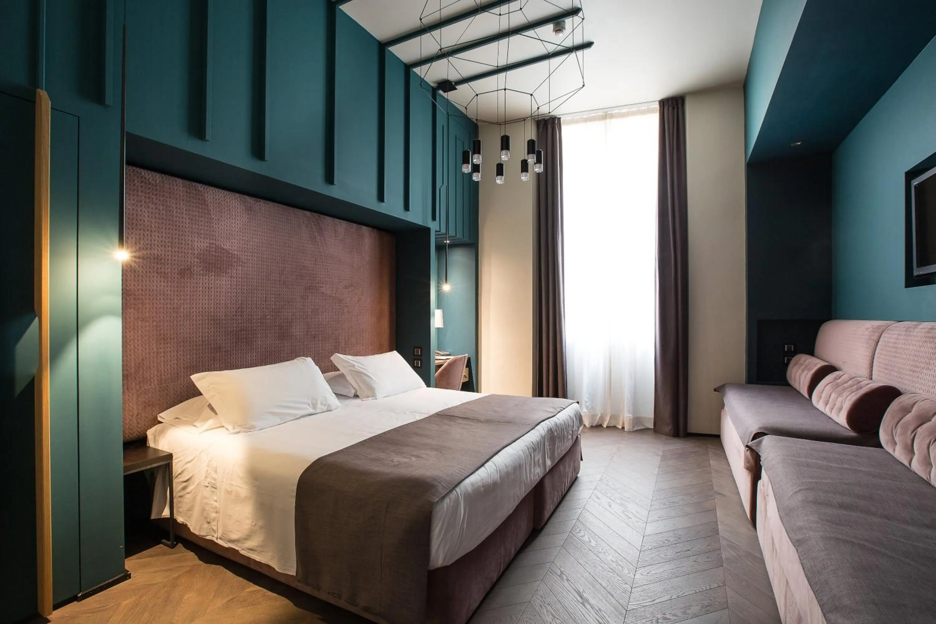 Photo of the whole room, Bed in Hotel Silla