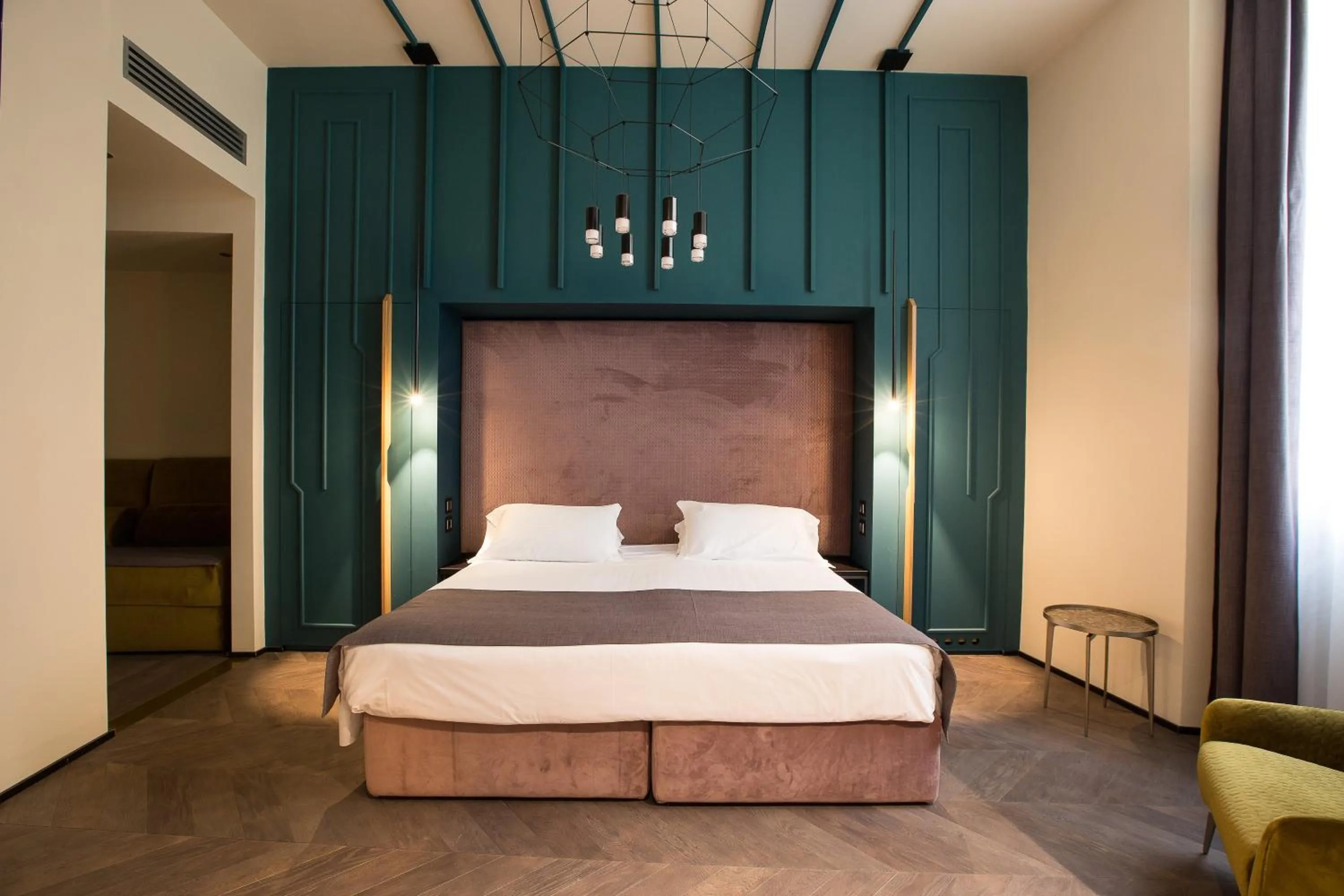 Photo of the whole room, Bed in Hotel Silla