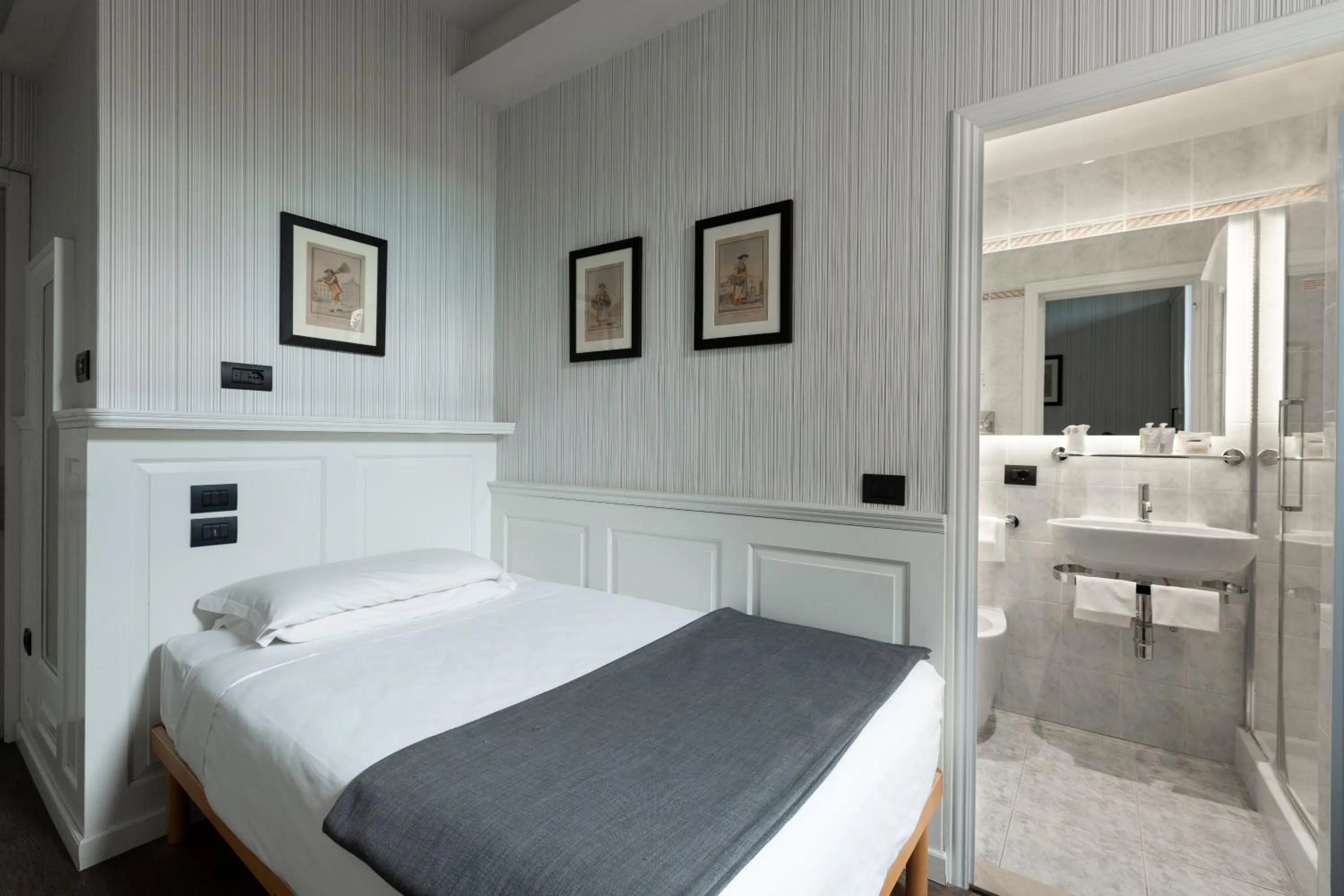 Bedroom, Bed in Hotel Silla