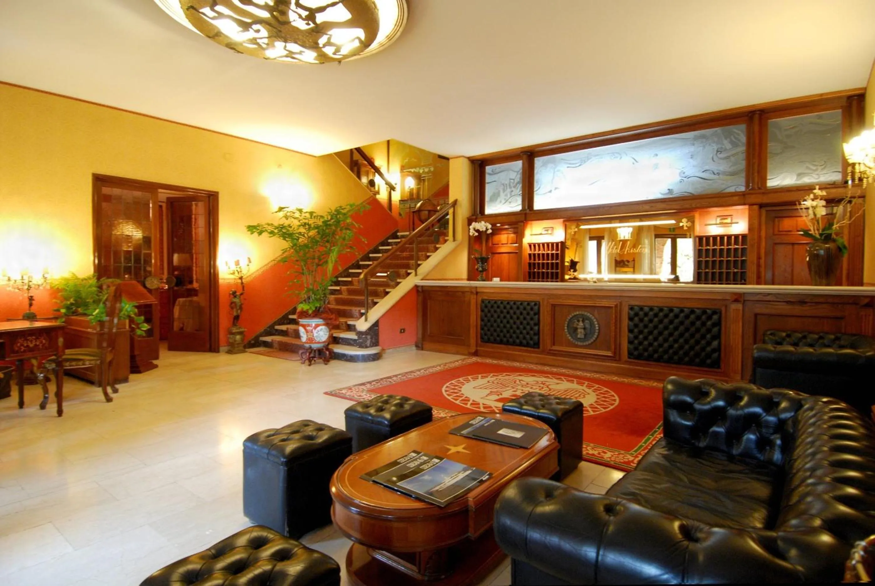 Lobby or reception in Park Hotel Villa Ariston