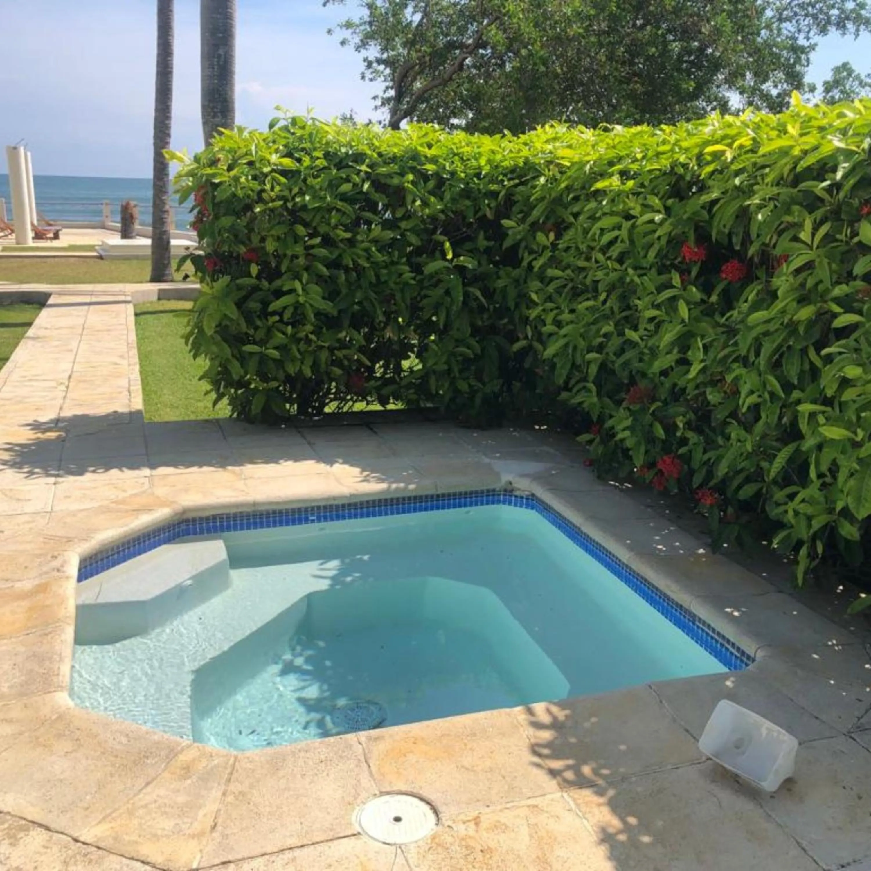 Hot Tub in Casa del Golfo El Salvador