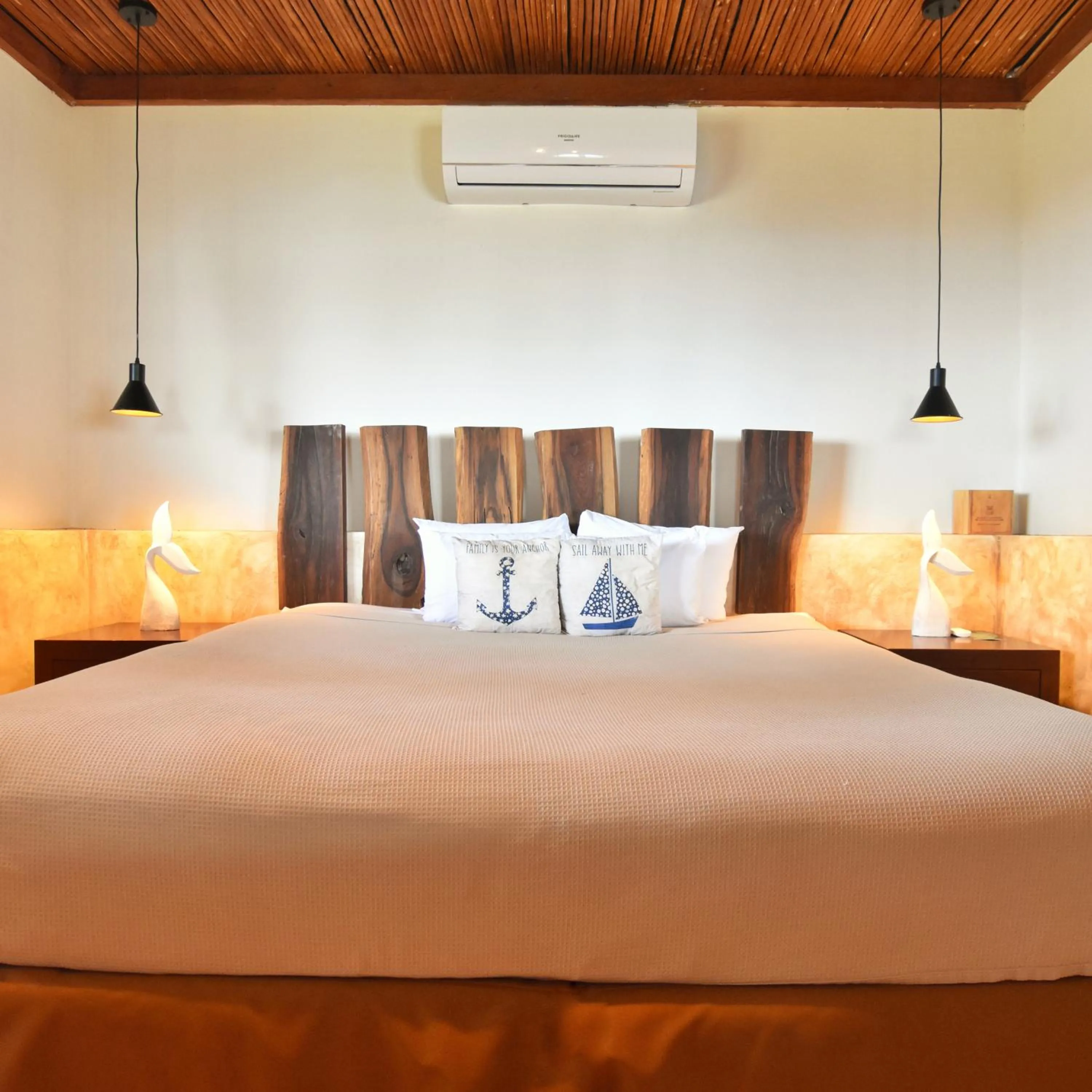 Bed in Casa del Golfo El Salvador