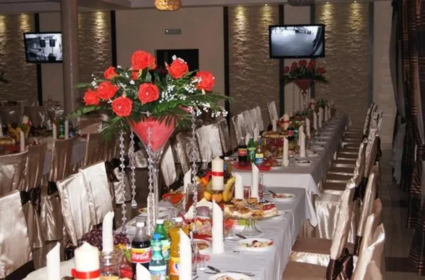 Restaurant/places to eat in Motel-Restauracja Ballaton