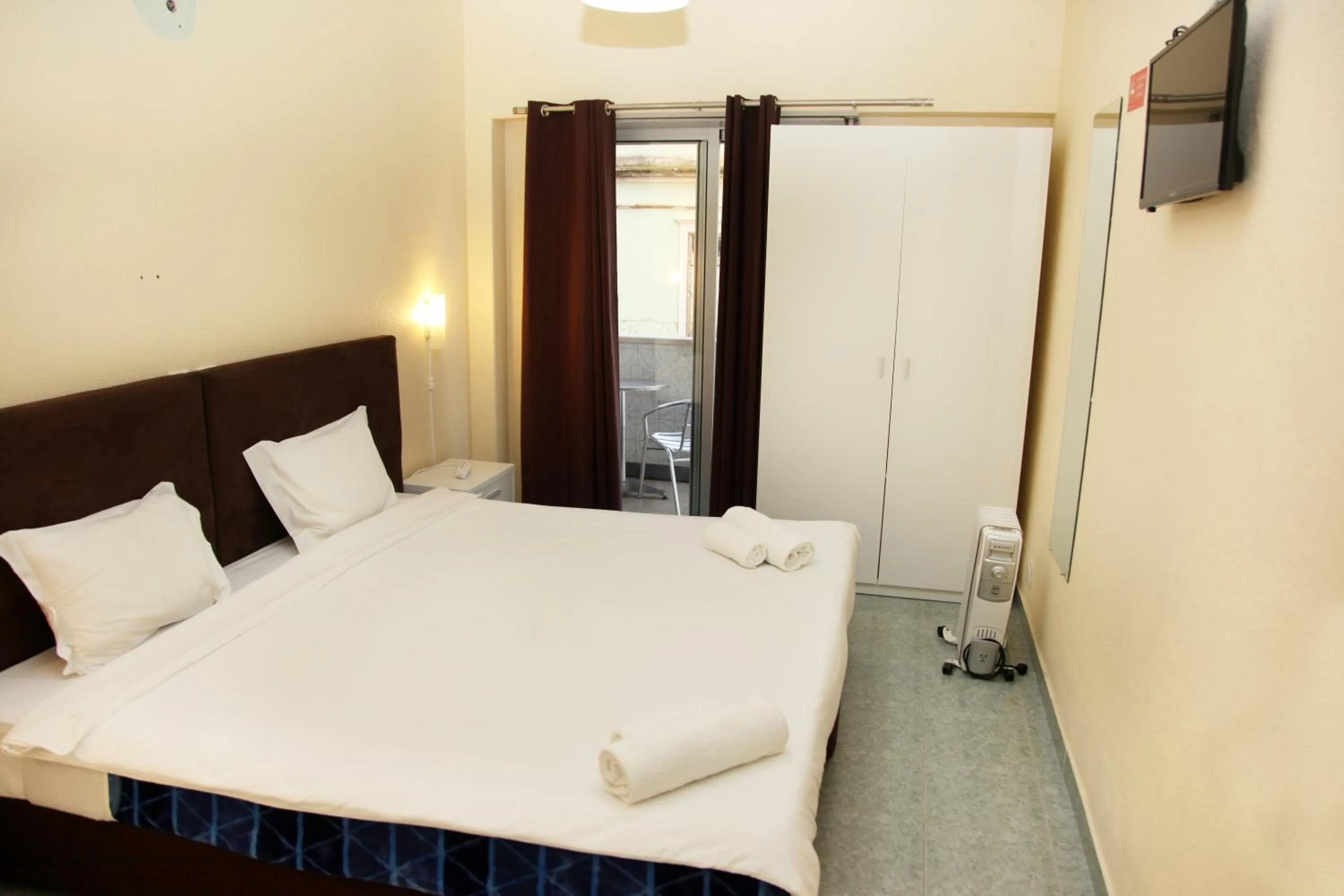 Decorative detail, Bed in Lisbon Suite Home