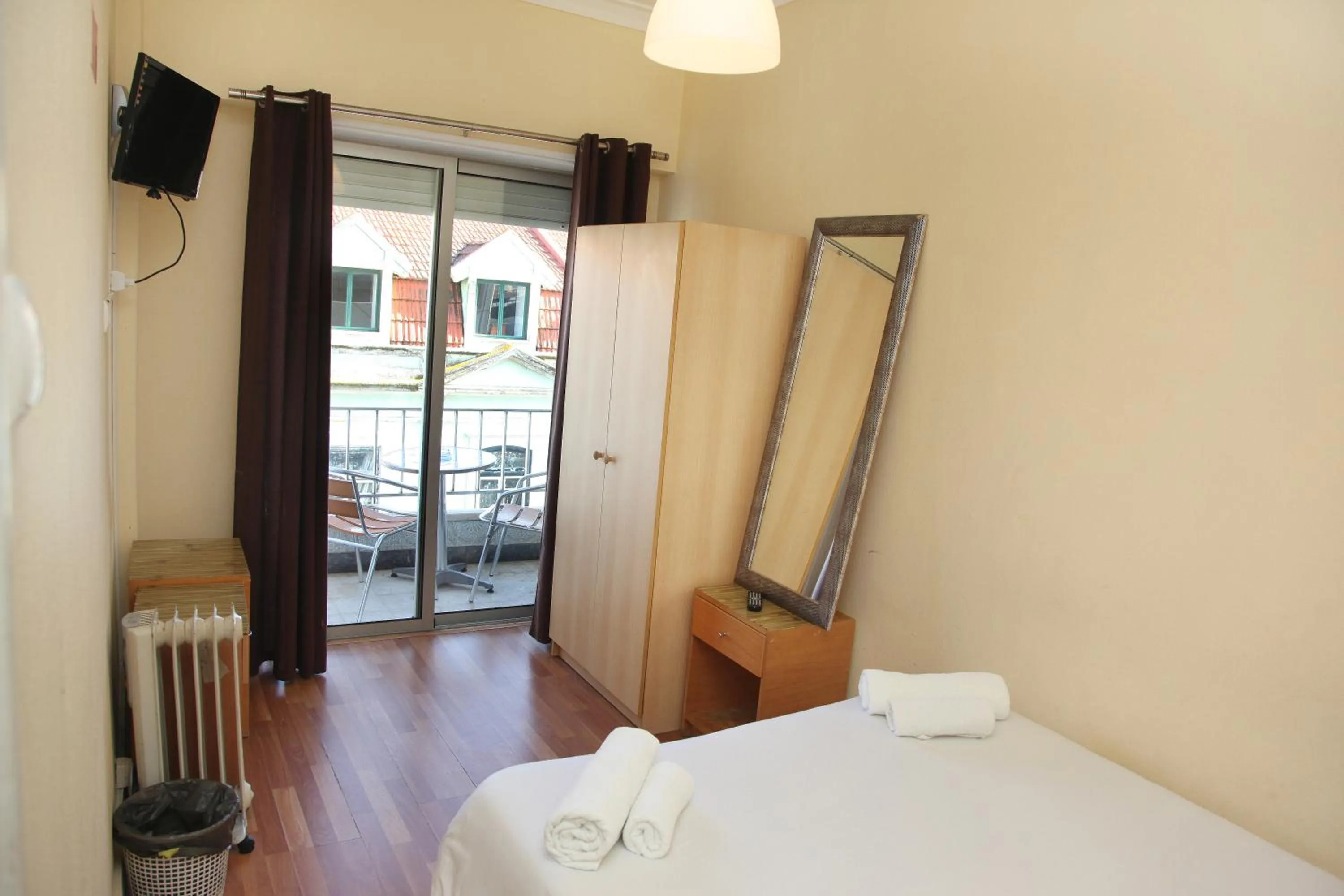 Decorative detail, Bed in Lisbon Suite Home