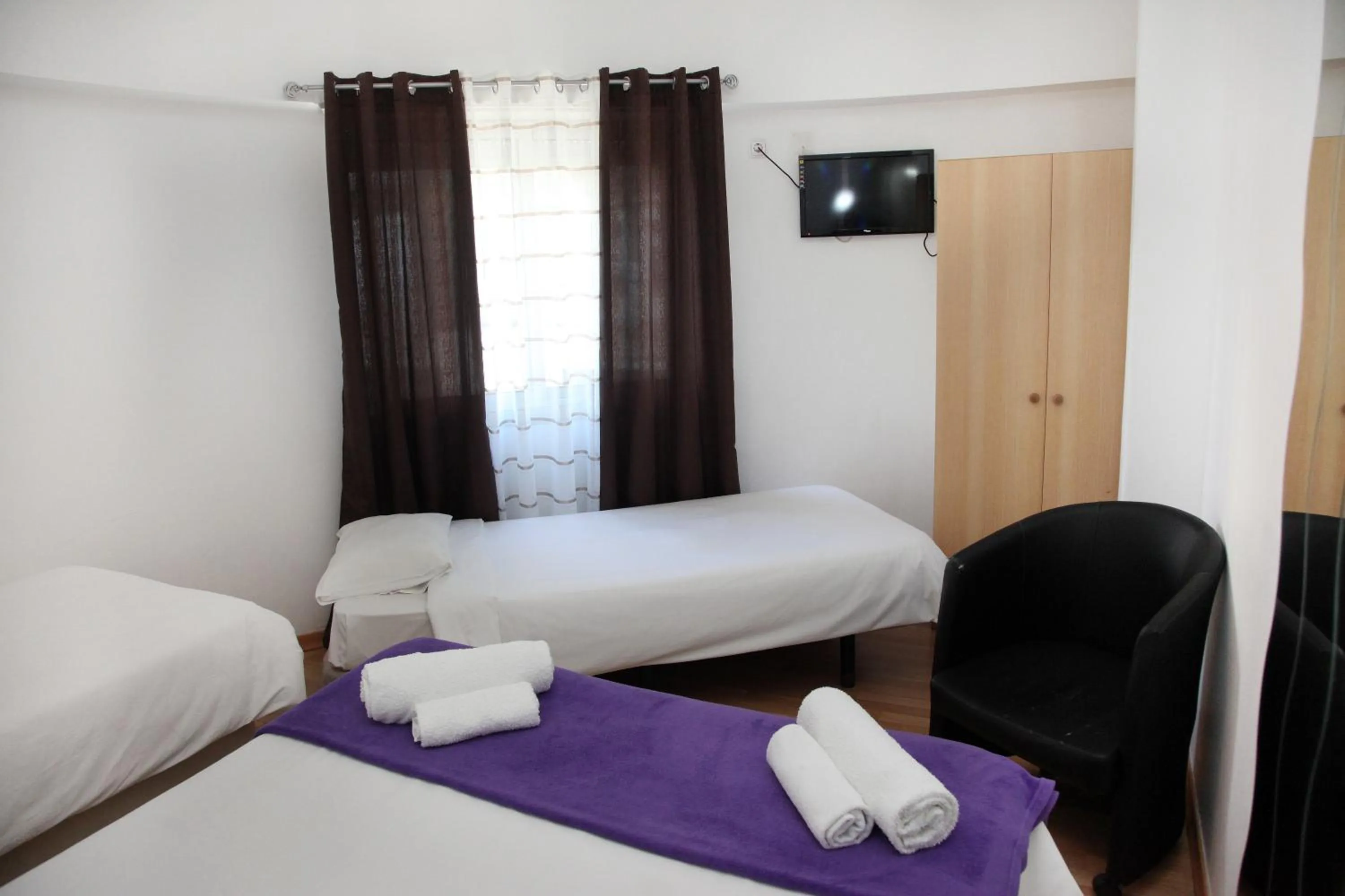 Decorative detail, Bed in Lisbon Suite Home