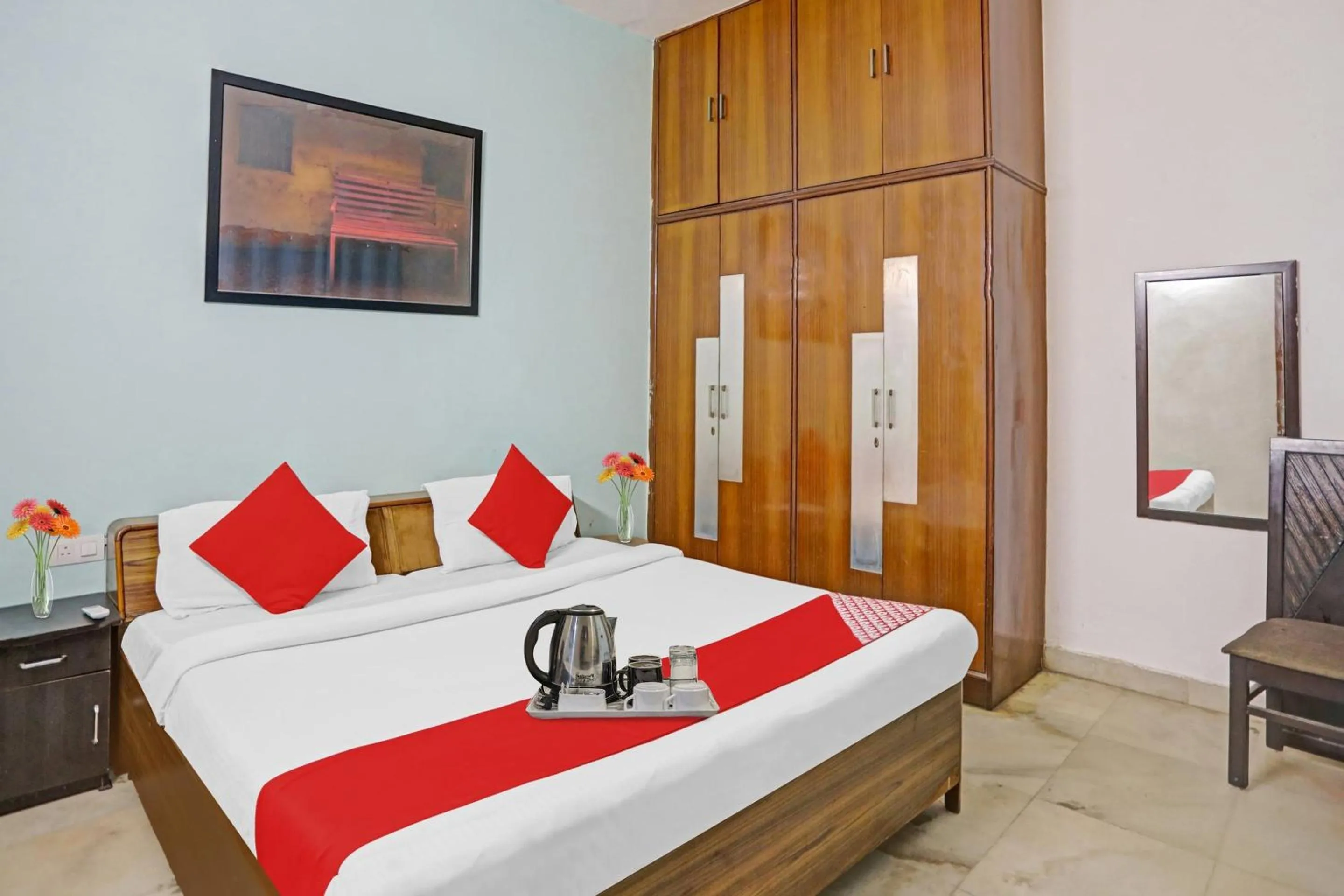 Bedroom, Bed in Hotel O Premium Stay Near Dlf Avenue Saket